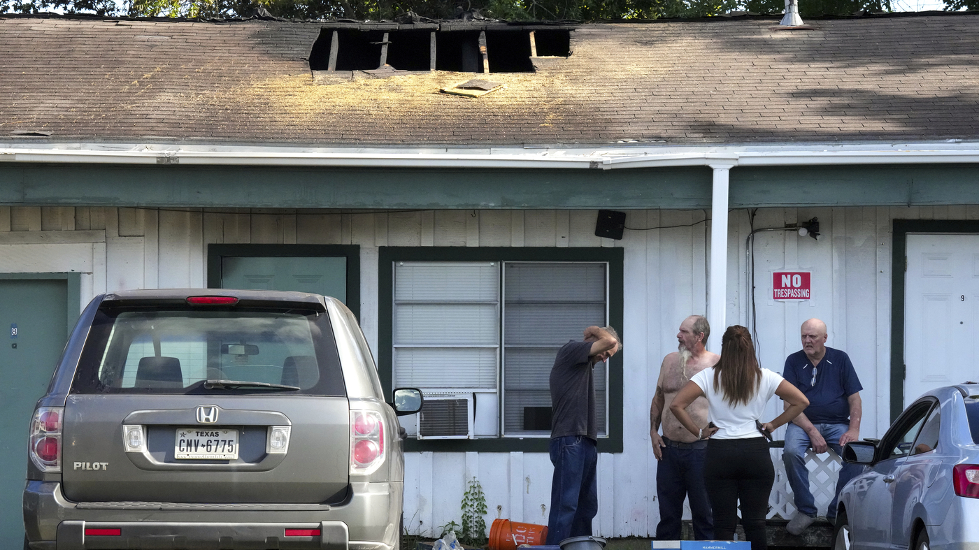 Houston apartment shooting and fire A man killed 3 of his neighbors NPR