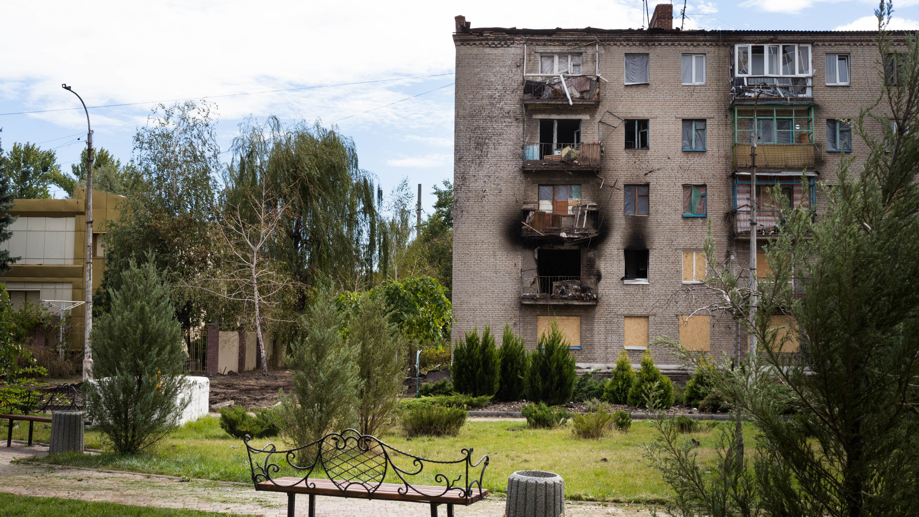 For older Ukrainians in front-line cities, visits from social workers bring comfort