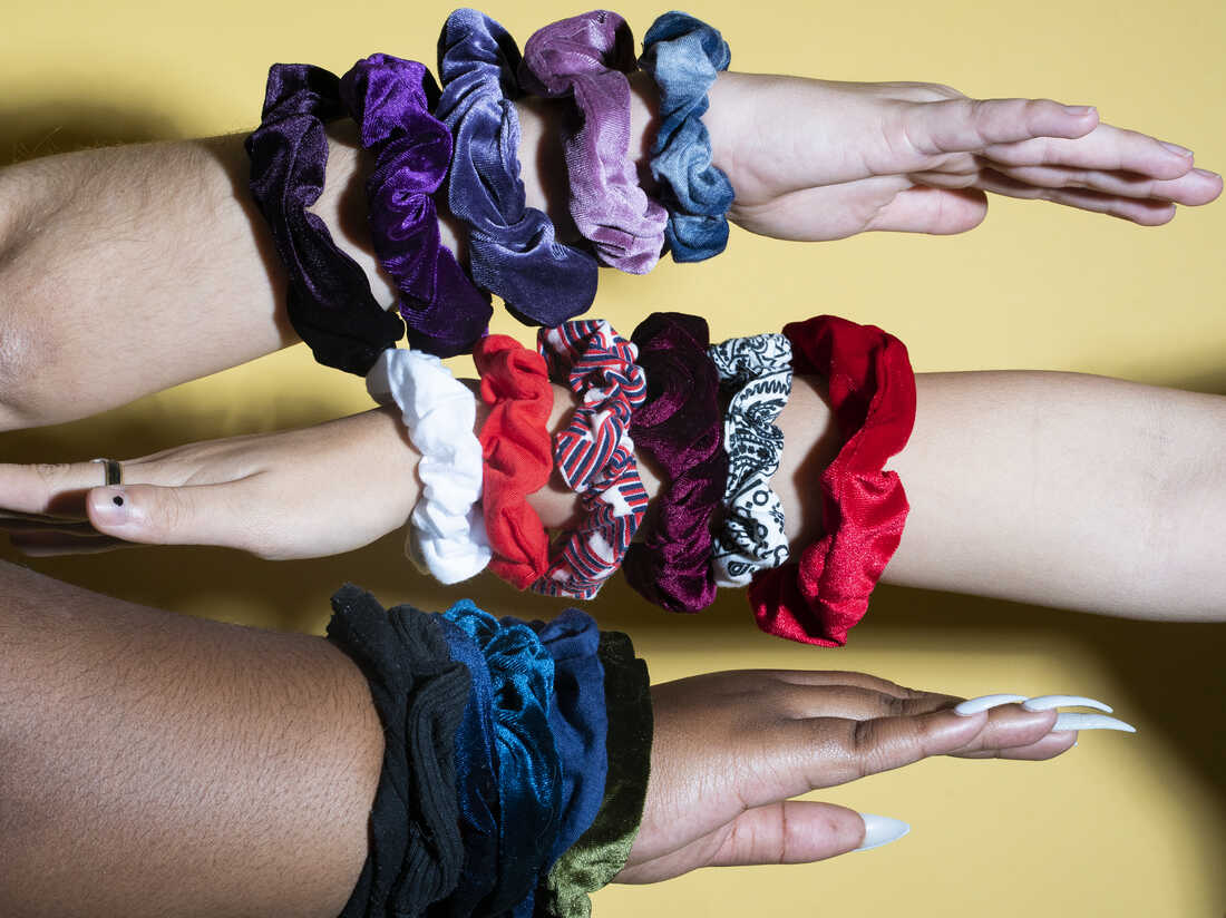 The inventor of the scrunchie dies, leaving behind a fabulous fashion legacy : NPR