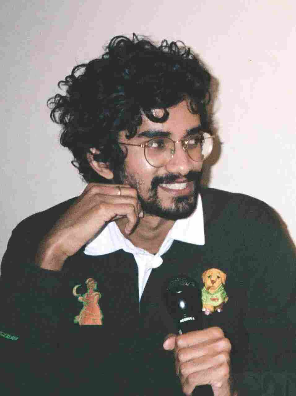 Headshot of Mano Sundaresan