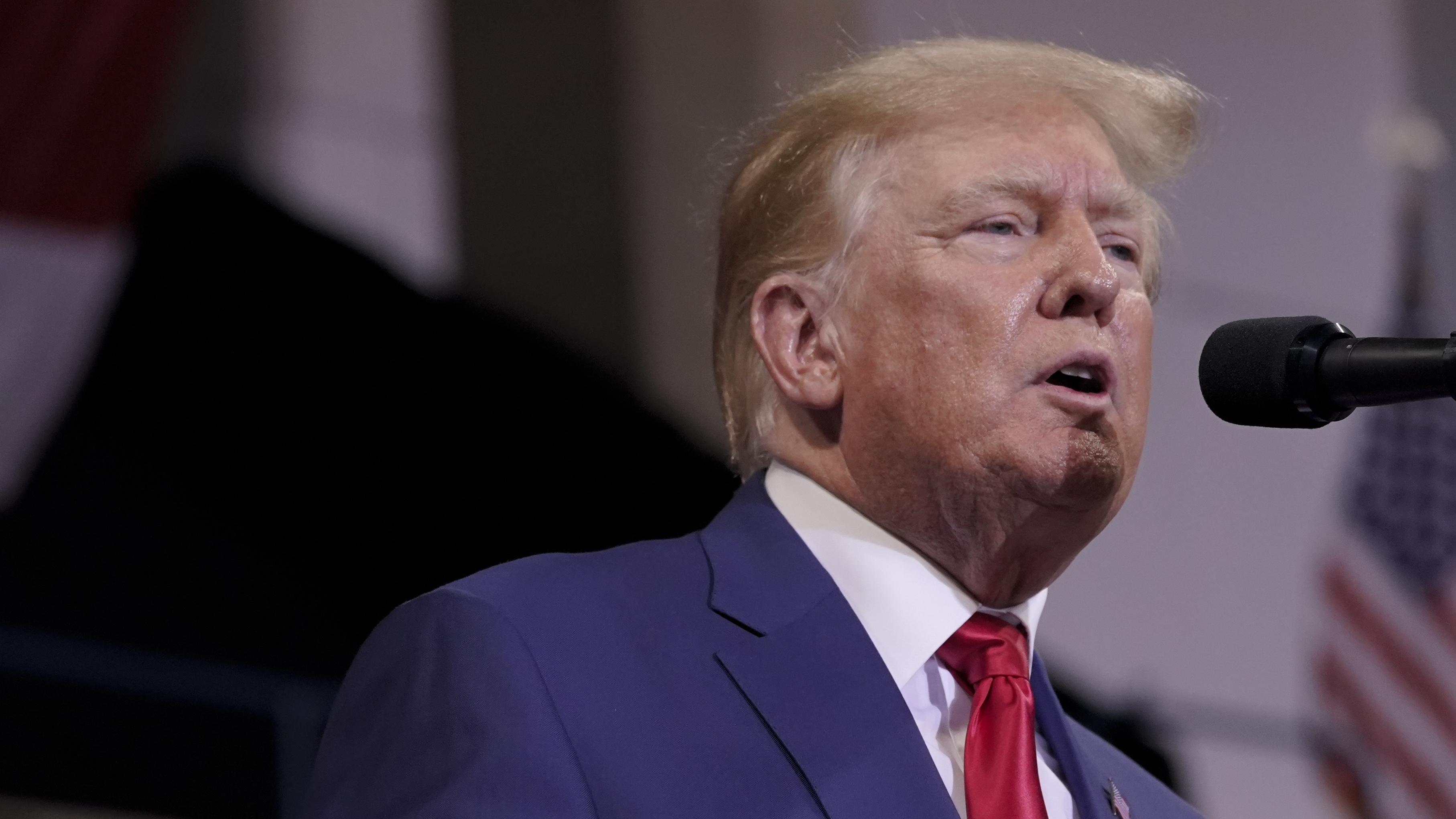 Dステ12th「TRUMP」REVERSE 、TRUTH Donald Trump's 'Pretzel Logic' Torn Apart by Attorney - Newsweek