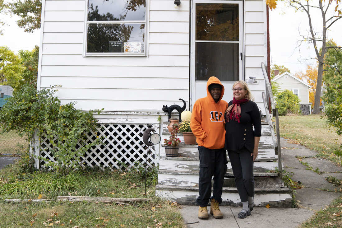 Inside one city's plan to outbid investors and keep homes affordable : NPR 13 20221018 npr housingday0200327 slide 66697312eacdf57f949e1a6e23cbeaea30c216f8 s1100 c50