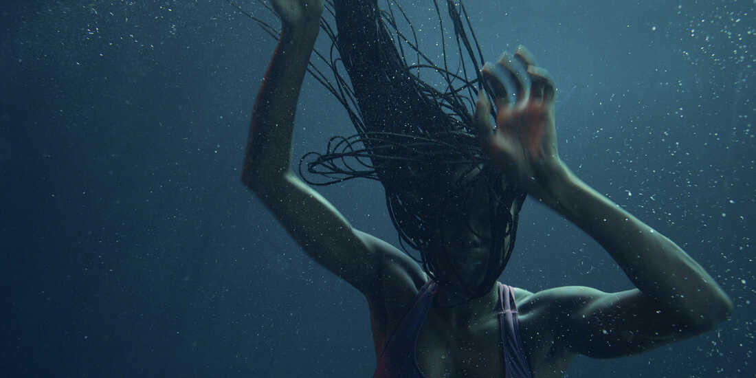 Romance, horror, and fairy tale portrayals of mermaids