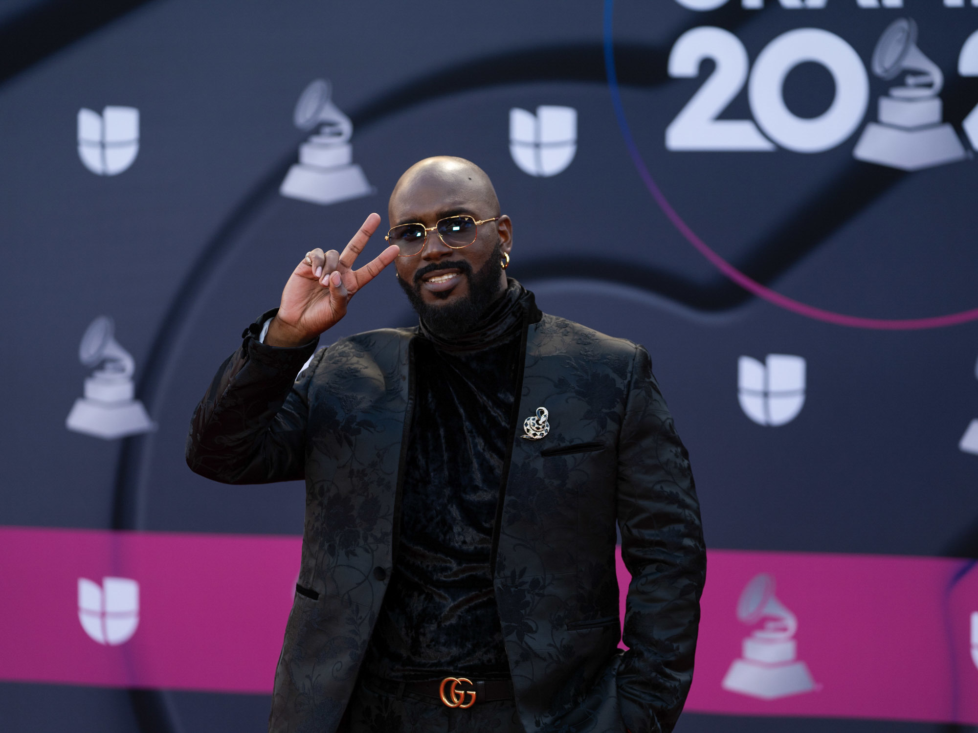 Photos: See who is on the red carpet at this year's Latin Grammy awards 25 Mr. NaisGai