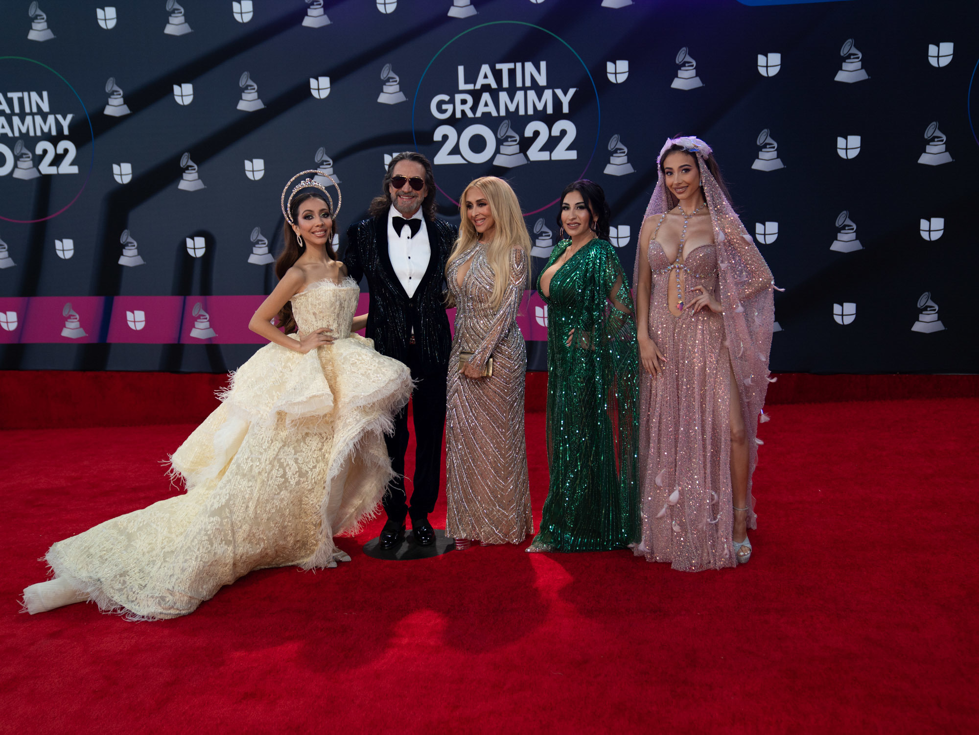 Photos: See who is on the red carpet at this year's Latin Grammy awards 3 Marco Antonio Solís and his family