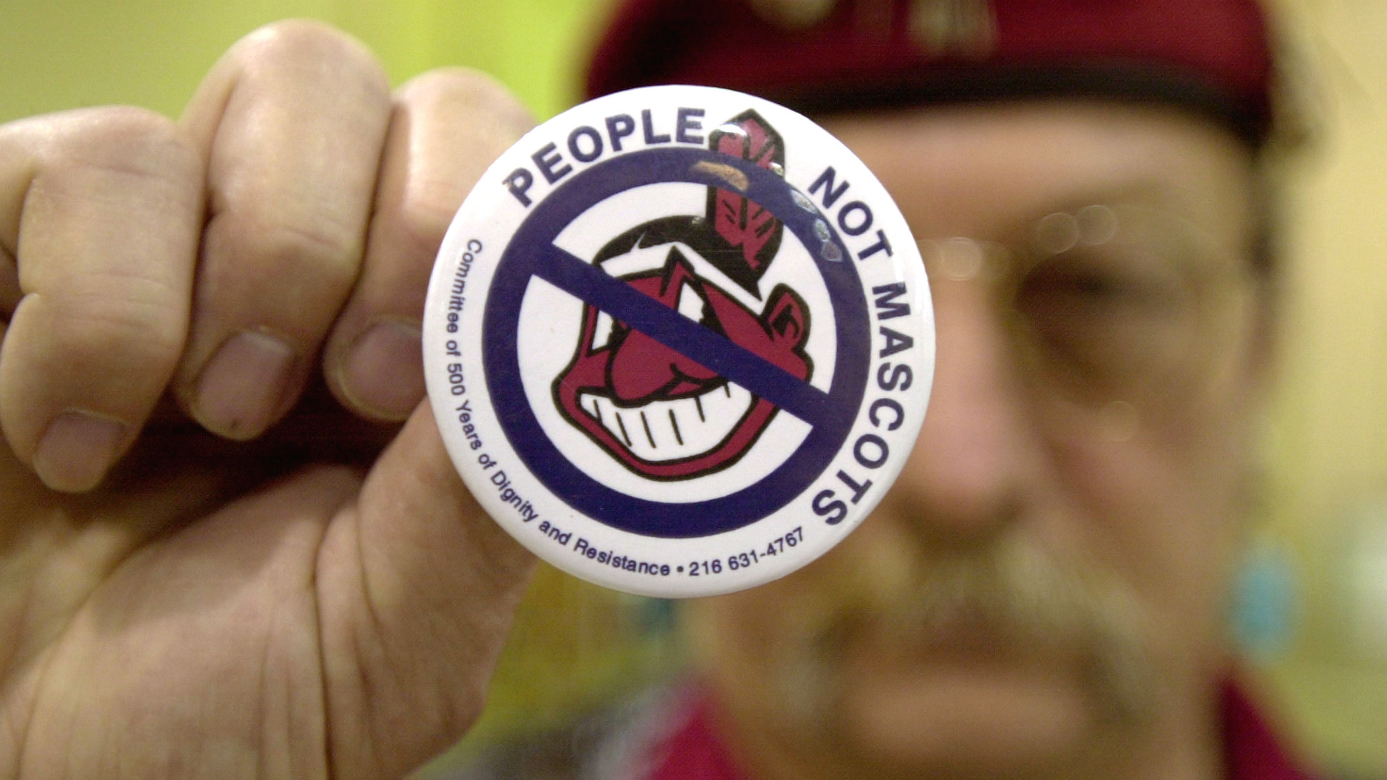 New York tells schools to drop Native American mascots 