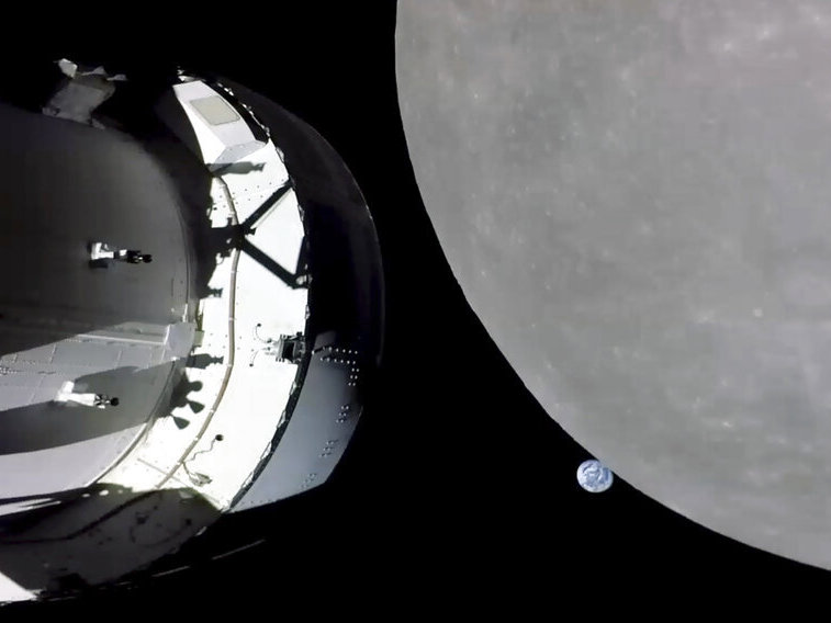 NASA's Orion capsule buzzes the moon in a last step before humans revisit lunar orbit - Vimarsana News