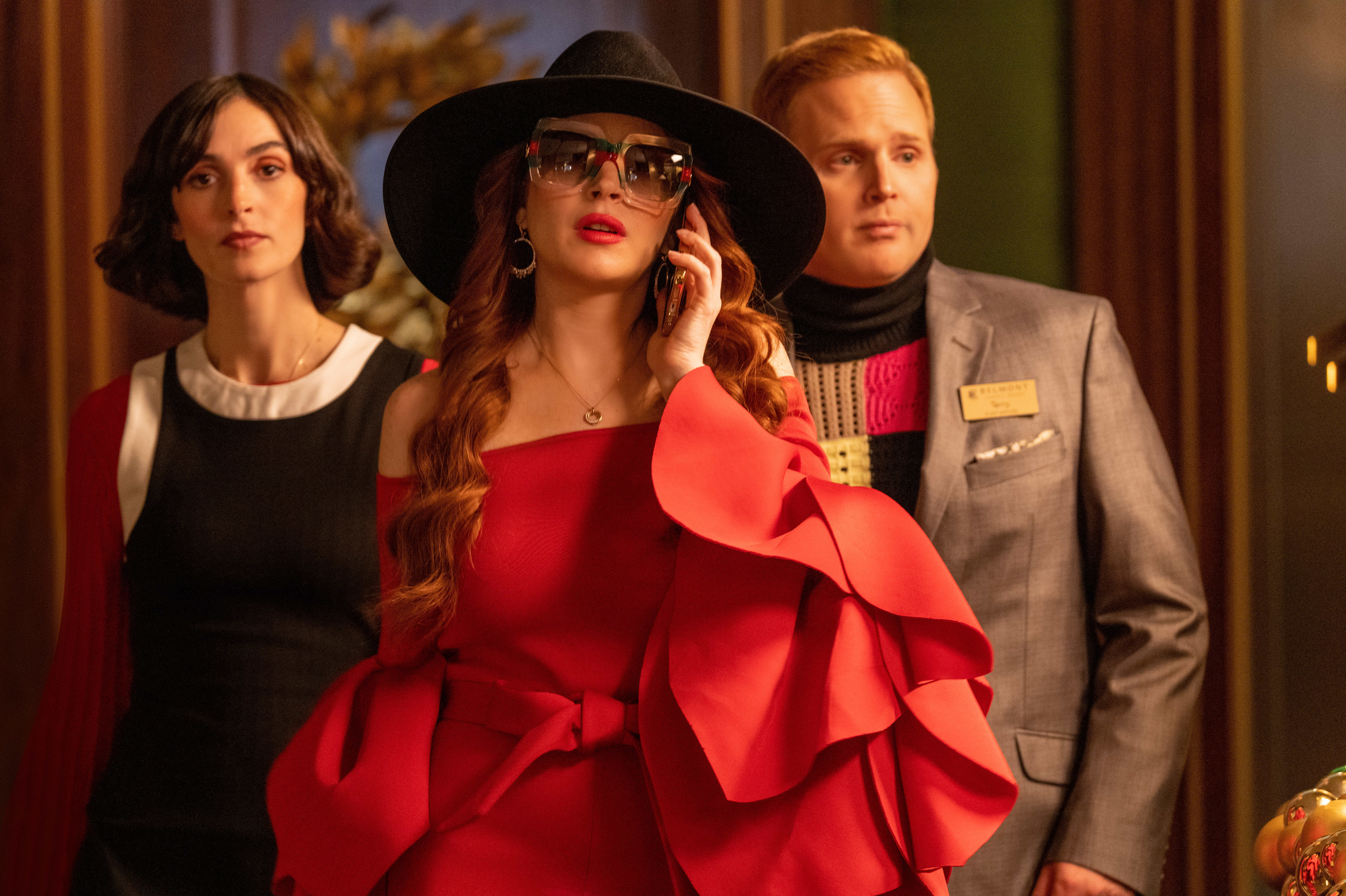 Lindsay Lohan plays a socialite in need of some Christmas magic in Netflix's <em>Falling for Christmas</em>. (Netflix)