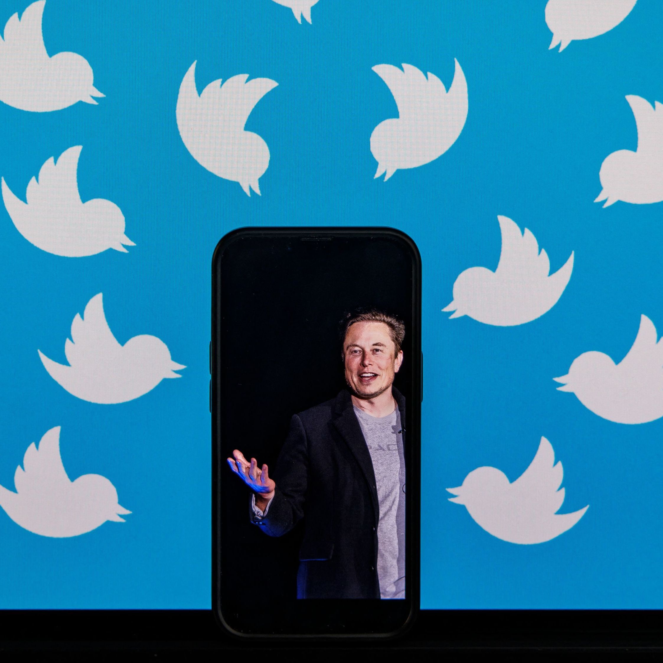 How Elon bought Twitter with other people's money