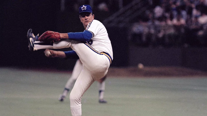 Gaylord Perry dies at 84