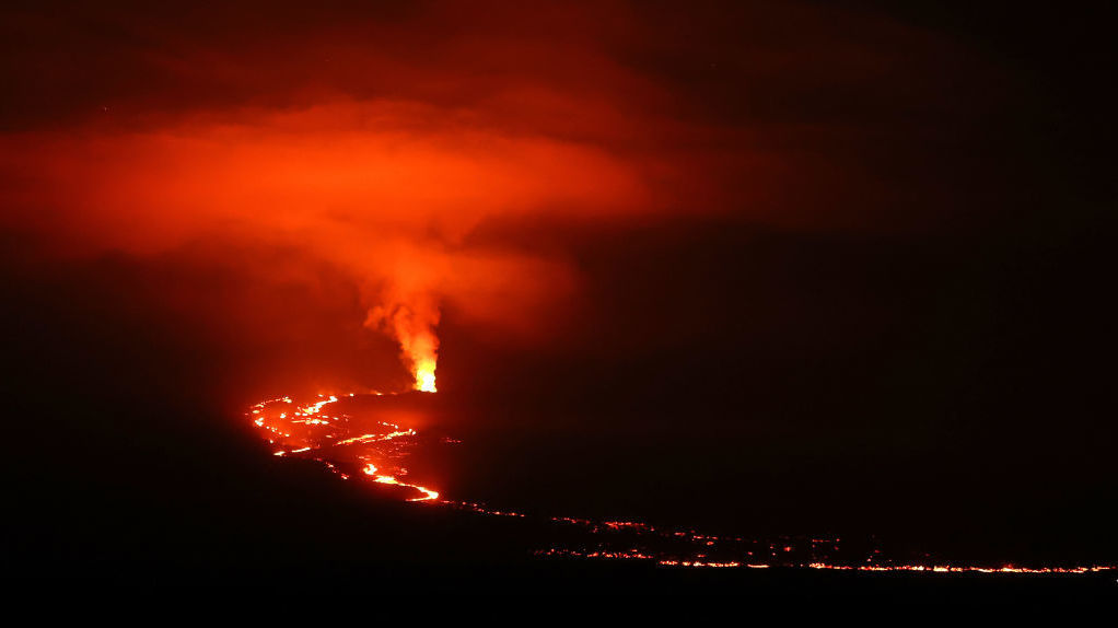 What Makes Hawaii's Erupting Volcanoes Special : Short Wave