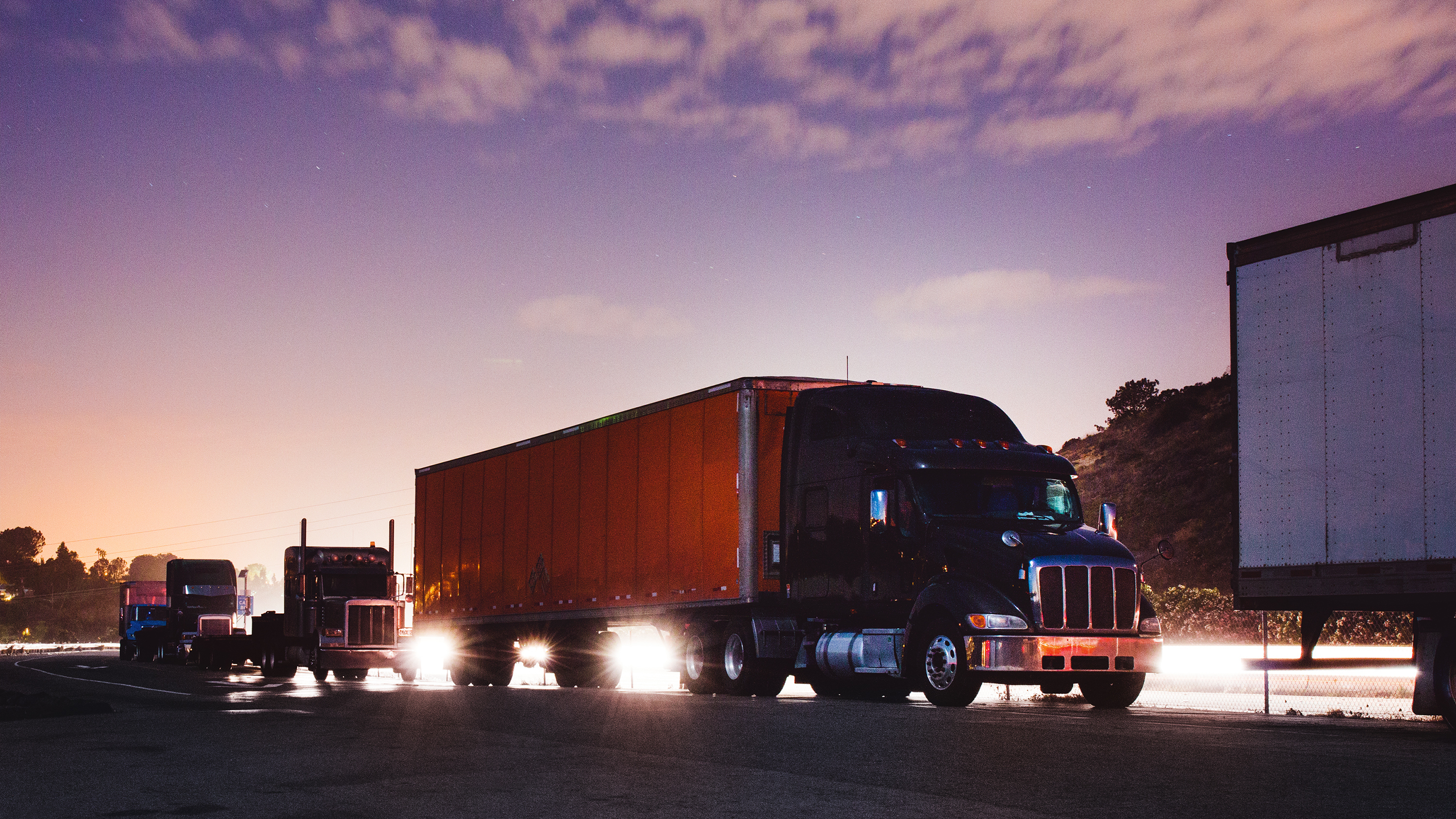 Truck makers lobby to weaken U.S. climate policies, report finds