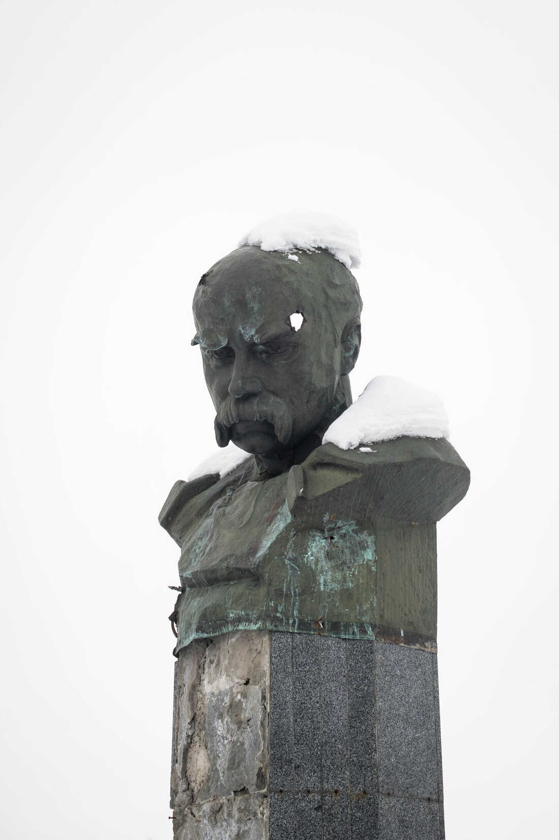Life in Borodianka, Ukraine: rampaging Russians, power cuts, a visit by ...