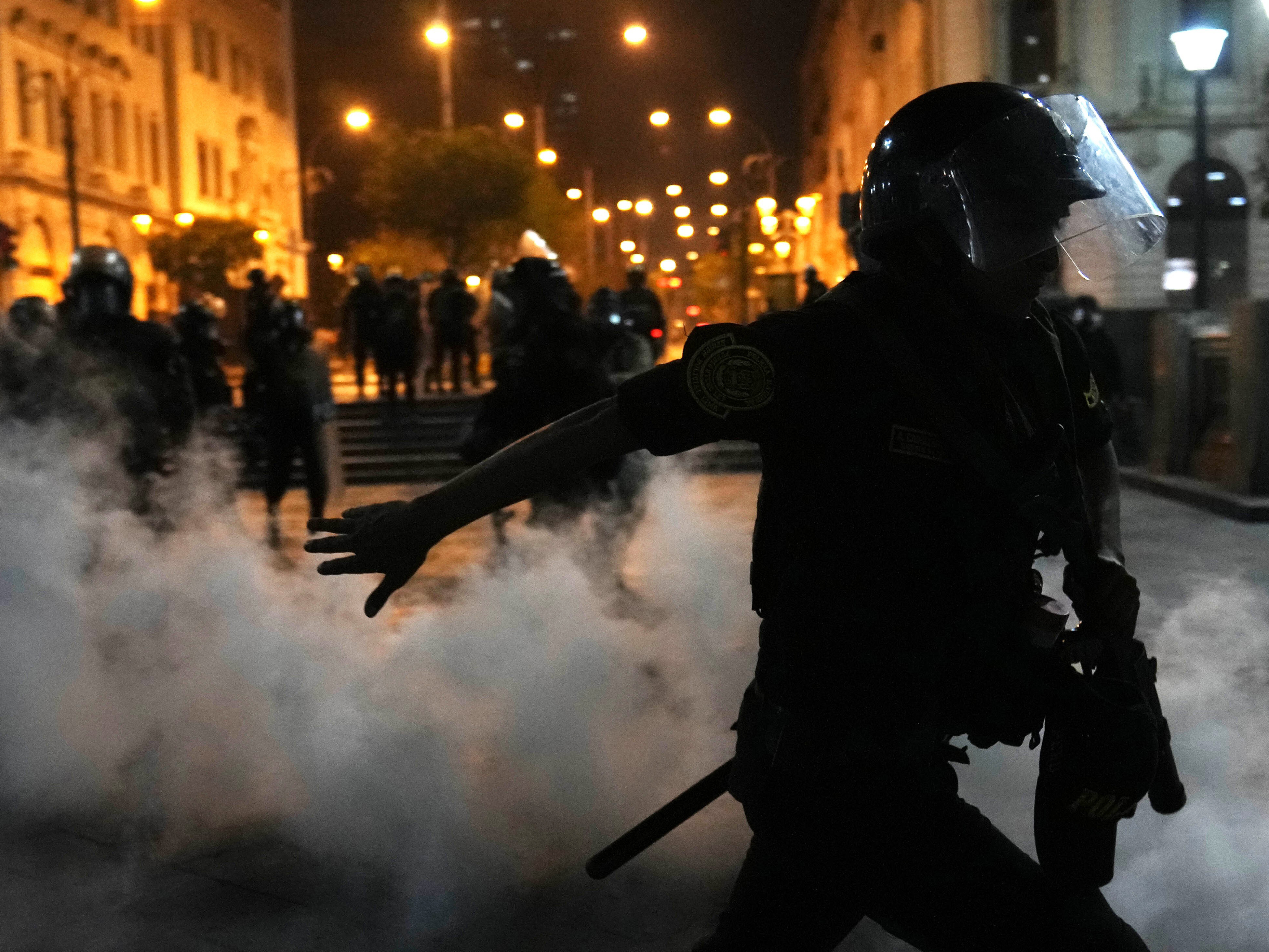 Peru president proposes moving up elections amid protests