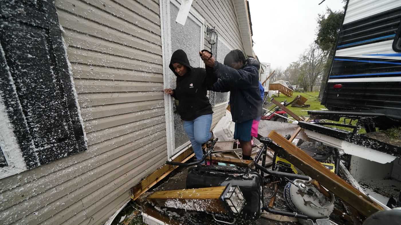3 are dead in Louisiana as a massive winter storm causes tornadoes ...