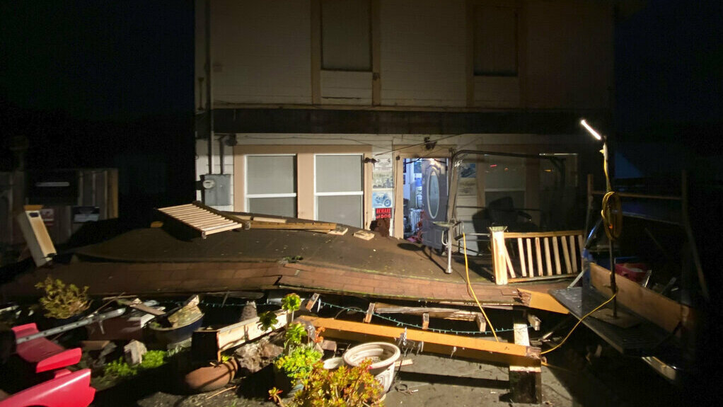 Tens of thousands without power after California earthquake : NPR