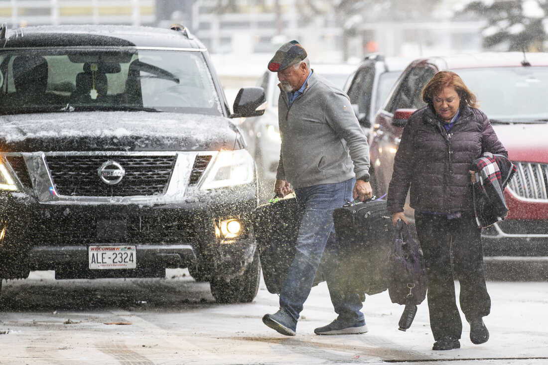 Hazardous winter climate might cancel flights, trigger street hazards : NPR