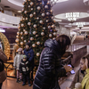 Pour leur sécurité, les enfants ukrainiens envoient leurs listes de souhaits de Noël sous terre