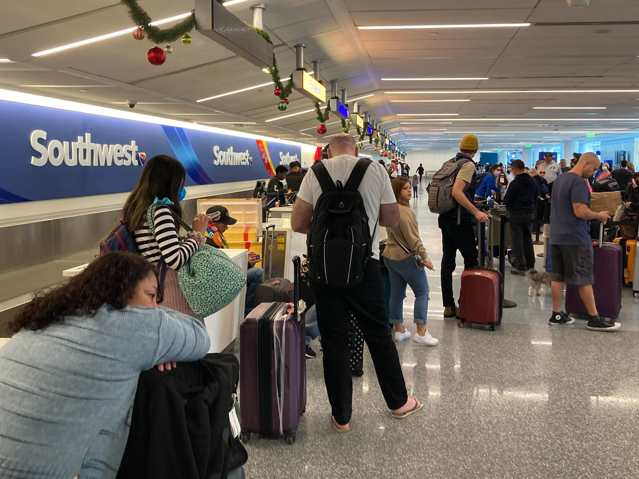 Southwest cancels 5,400 flights in less than 48 hours in a 'fullblown