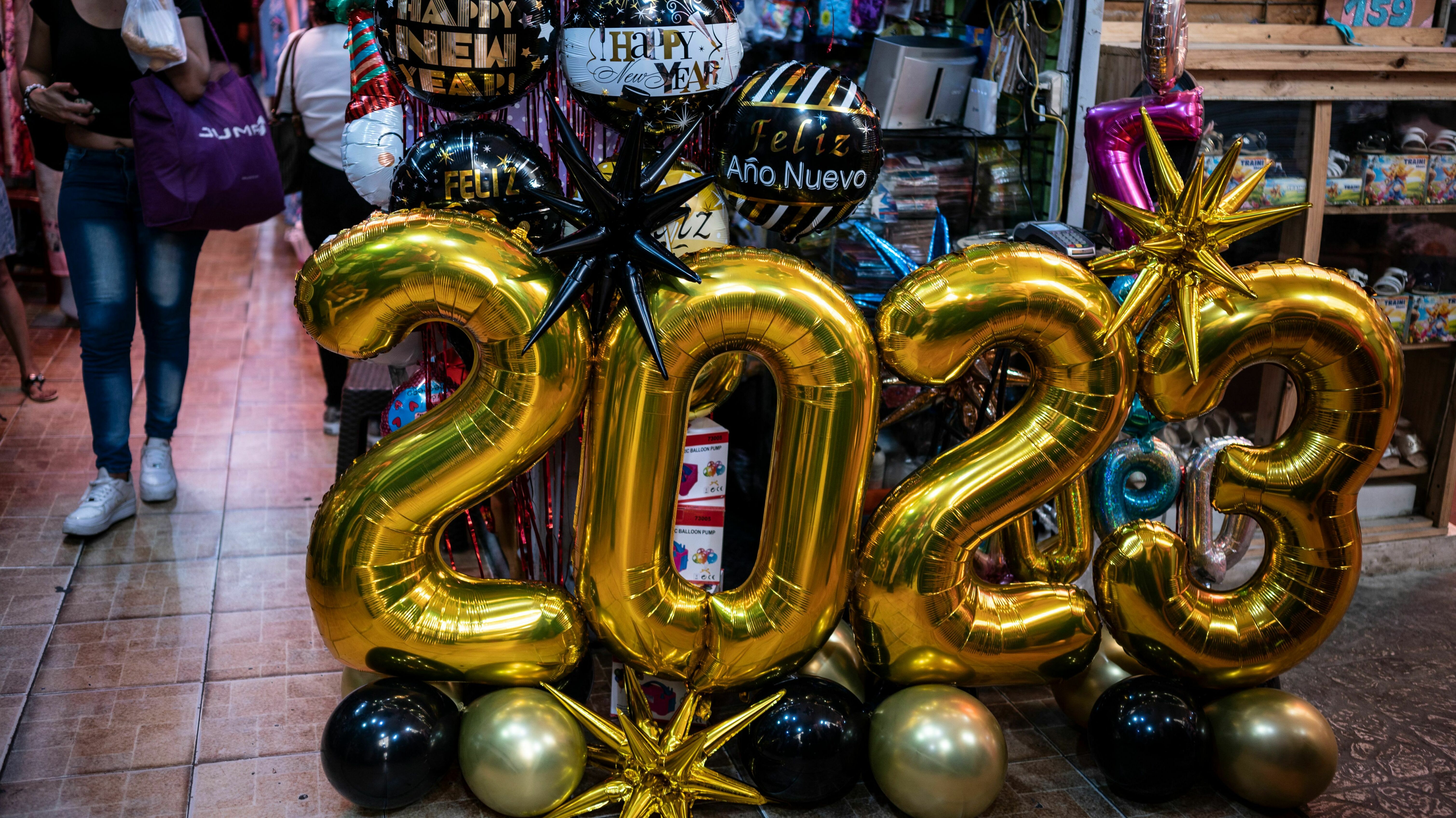 Here's what 2023 has in store, as predicted by experts in 1923