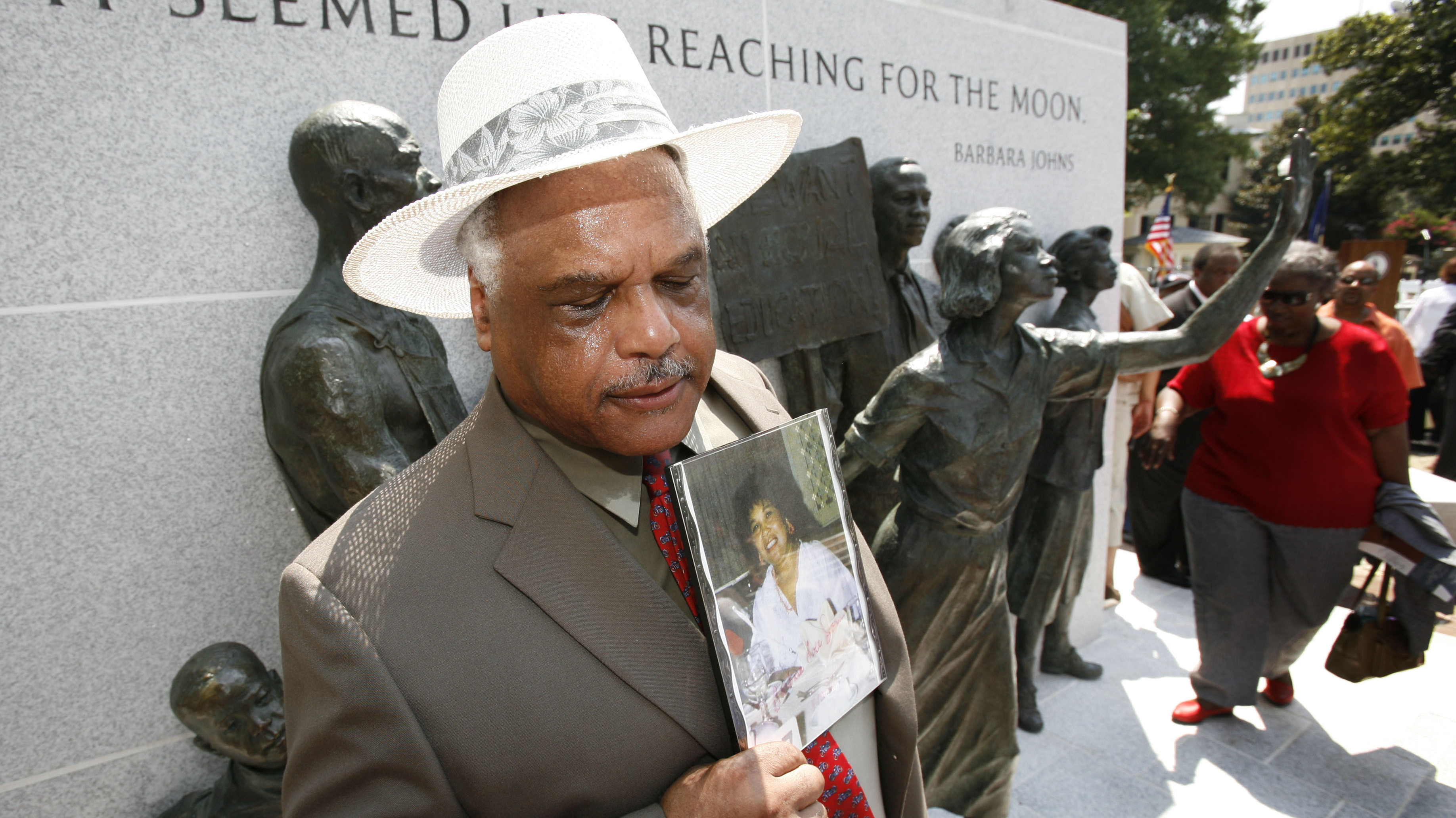 Maryland artist chosen to create U.S. Capitol statue of teen who fought ...