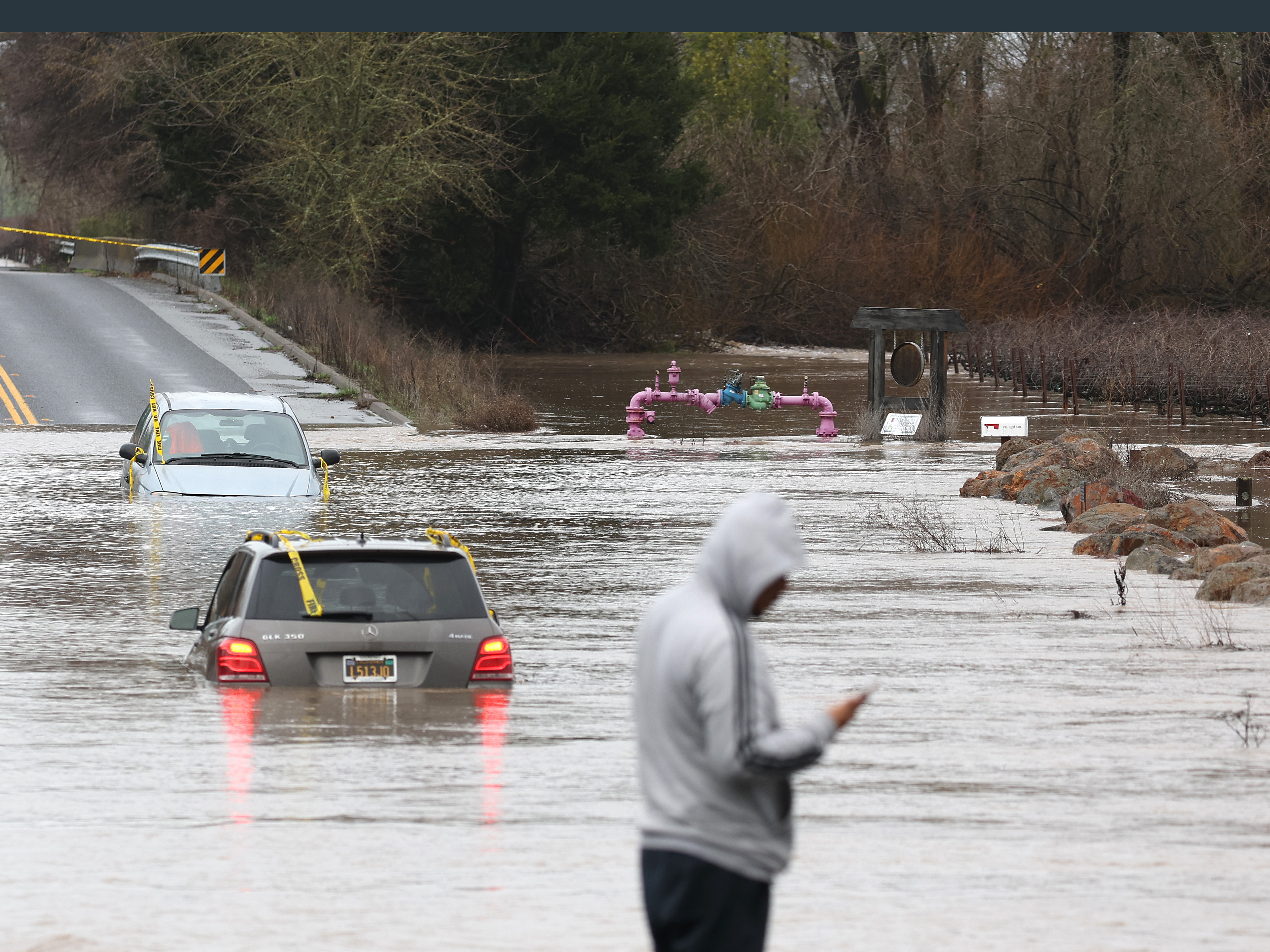 Flooding In California 3 Dead As Storm Pummels California, Causing