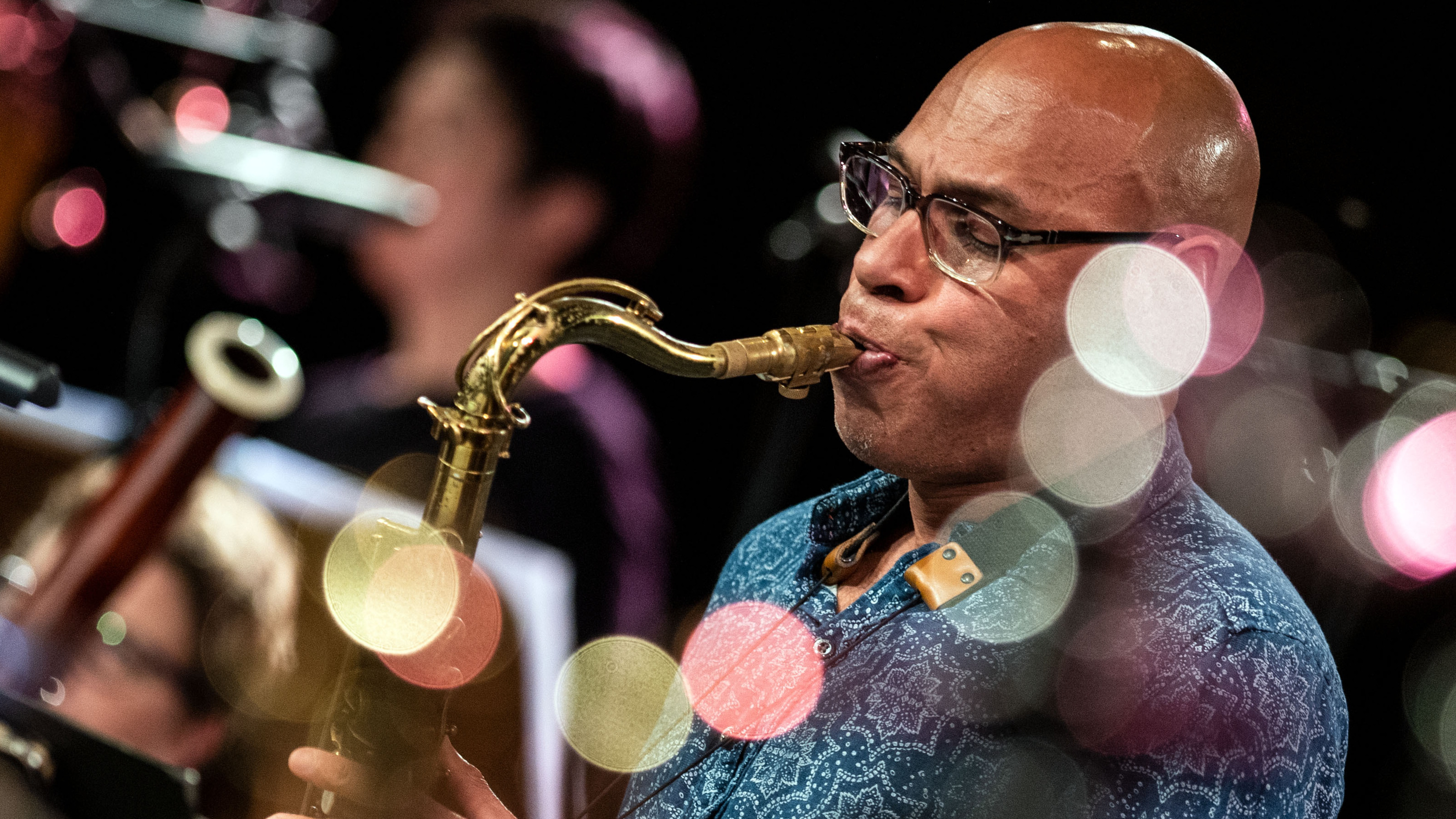 What makes that song swing? At last, physicists unravel a jazz mystery