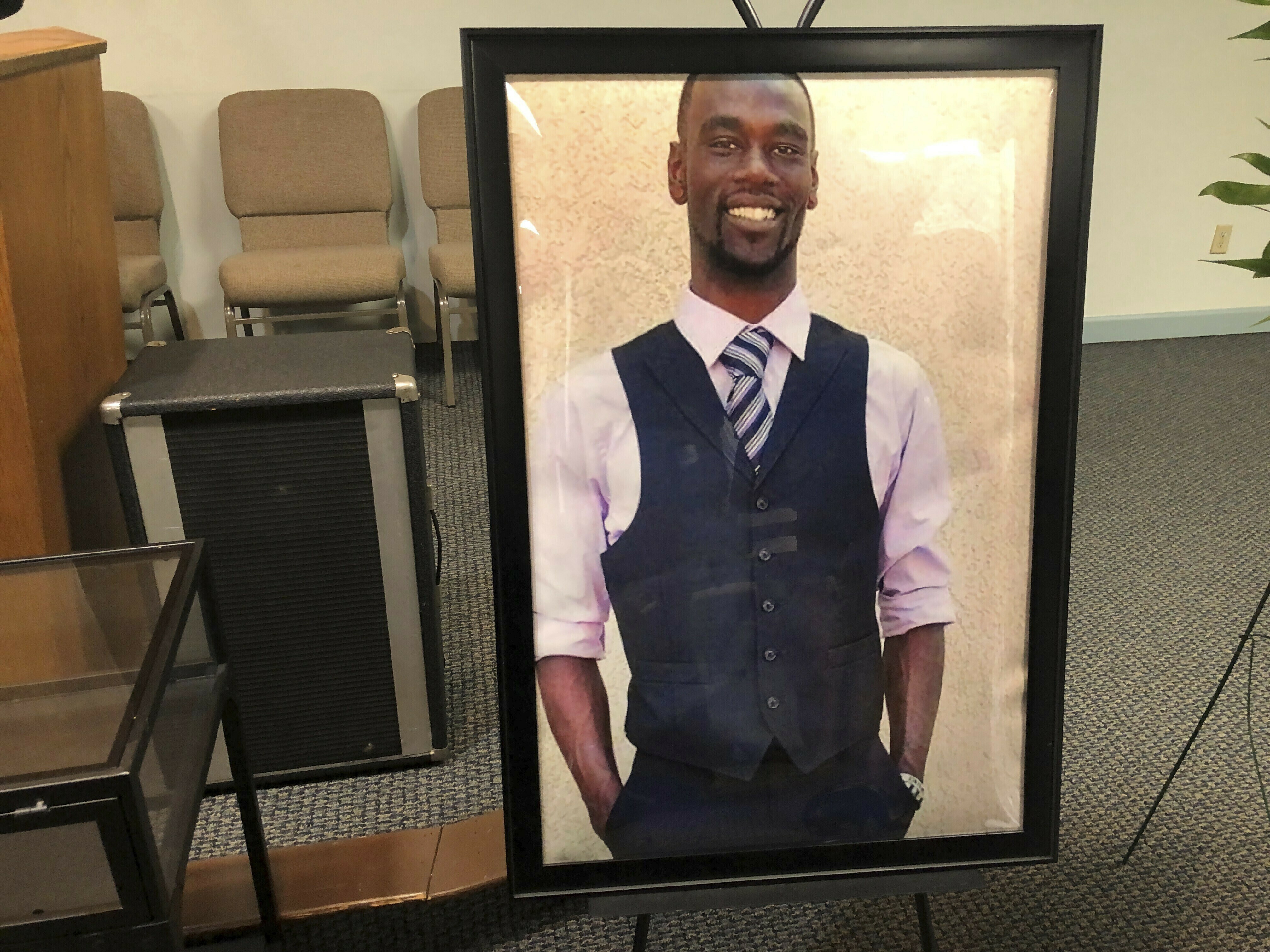 Arkansas officials condemn Memphis Police killing of Tyre Nichols - Vimarsana News