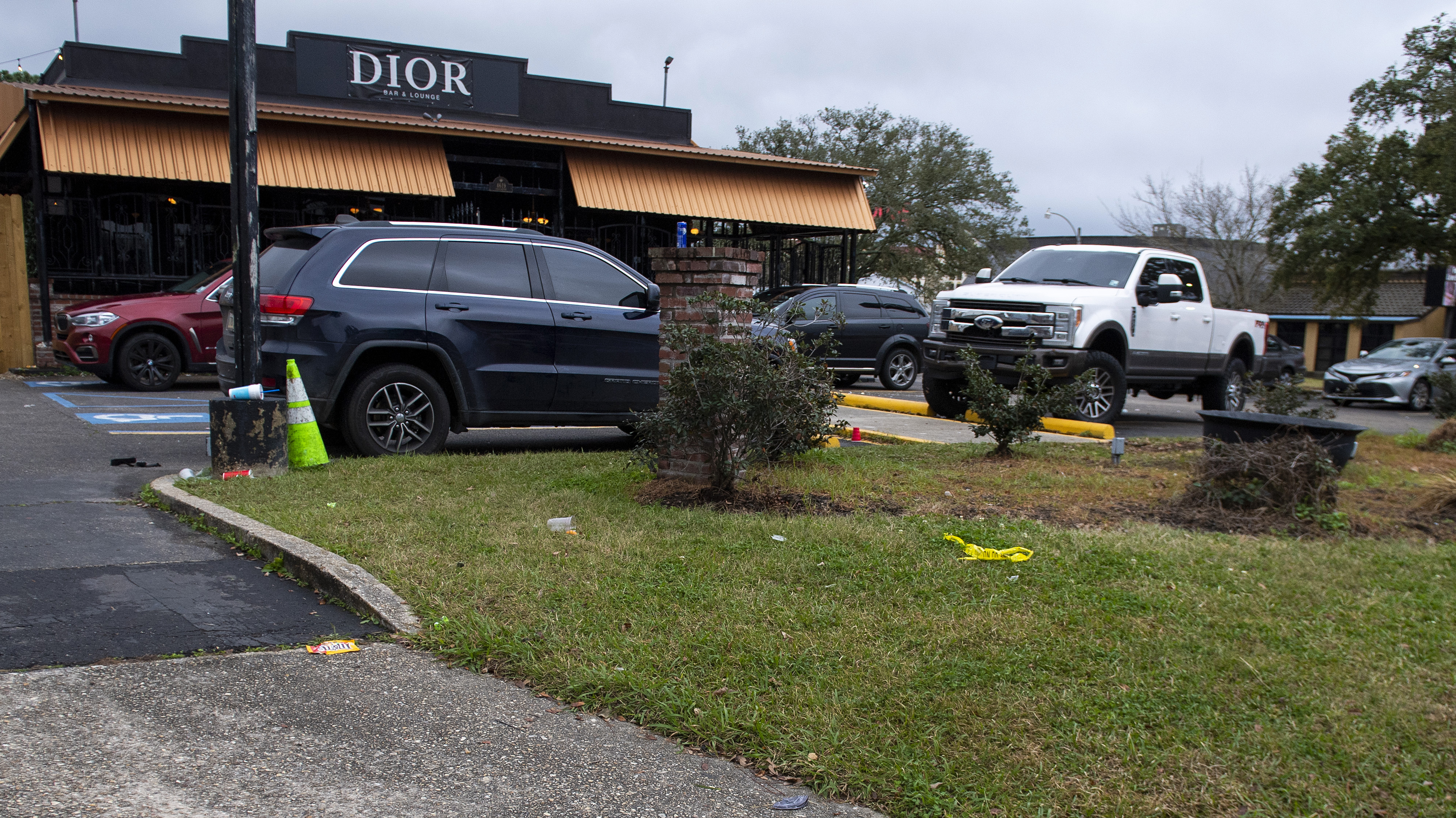 12 people are injured from a shooting at a Louisiana nightclub