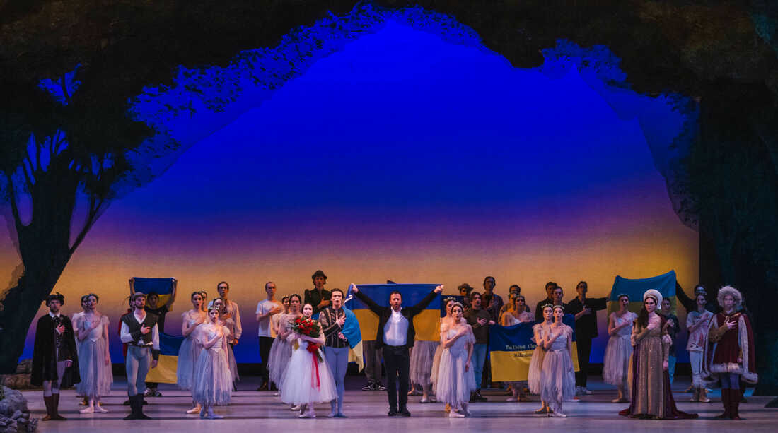 The United Ukrainian Ballet — les danseurs qui ont fui la guerre montent maintenant sur scène : NPR 13 The United Ukrainian Ballet — les danseurs qui ont fui la guerre montent maintenant sur scène : NPR