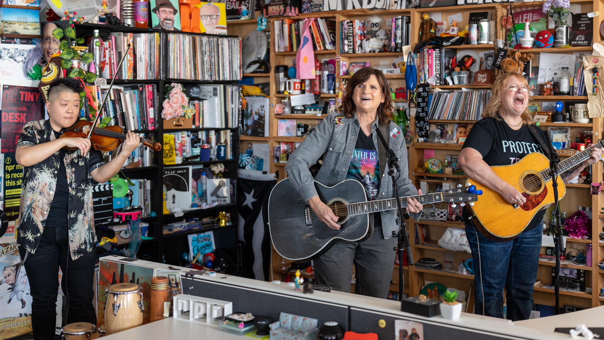 Indigo Girls: Tiny Desk Concert