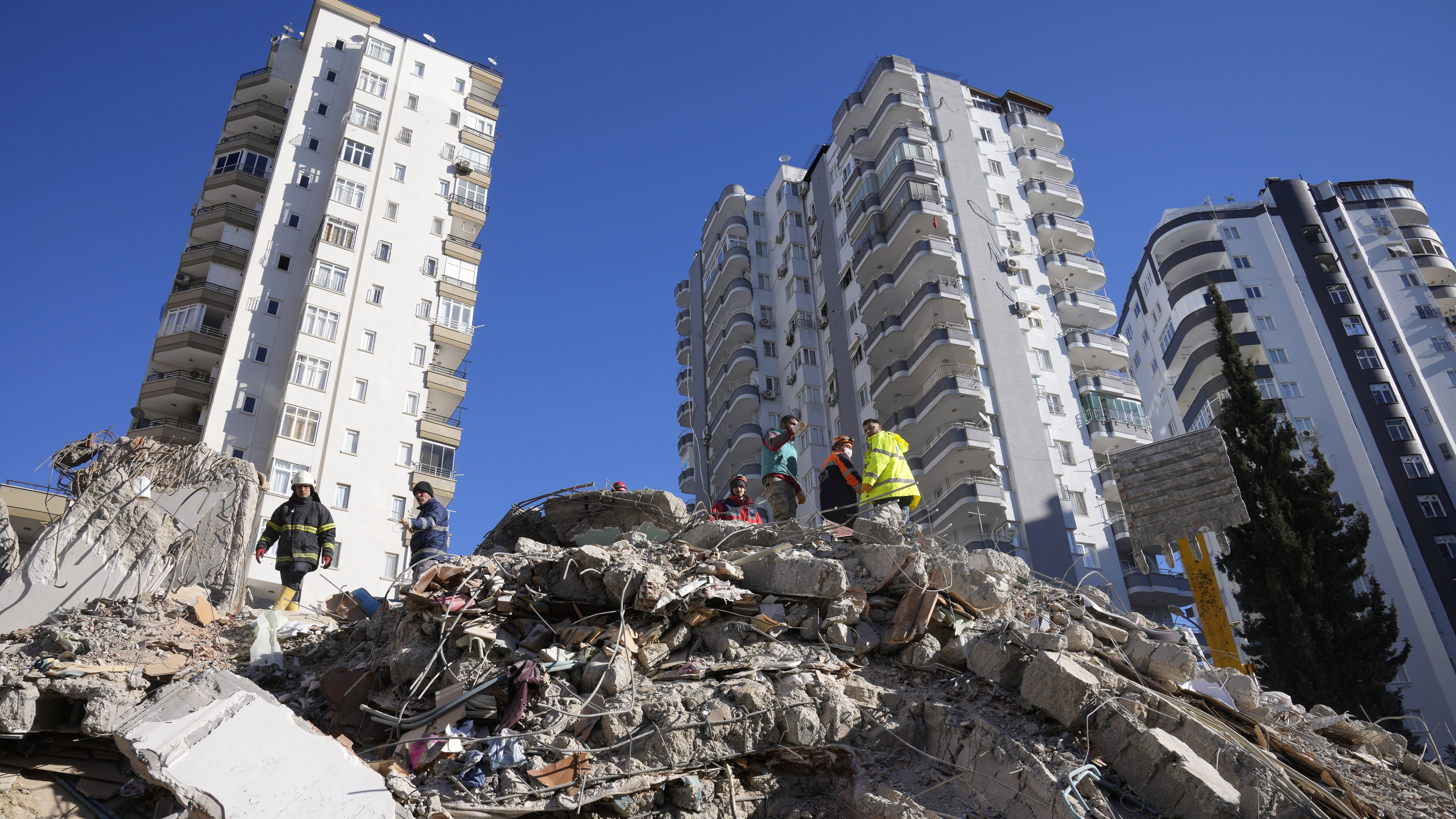 Turkey has issued over 100 building arrest warrants after the deadly earthquake