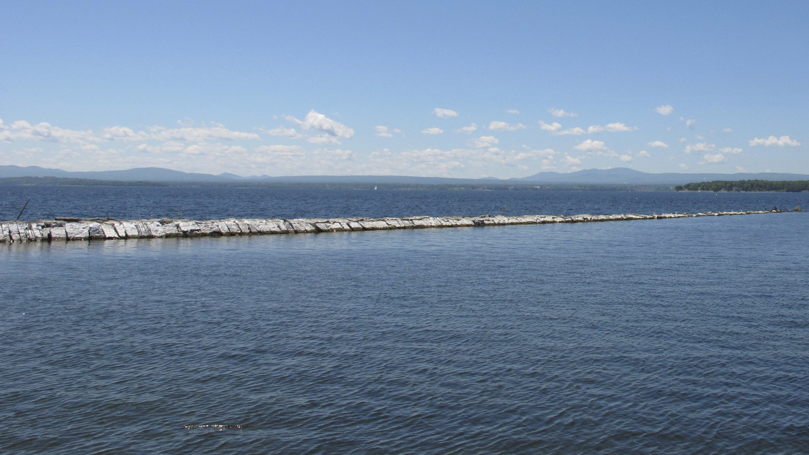 3 men in 3 days die after falling through ice on Vermont's Lake