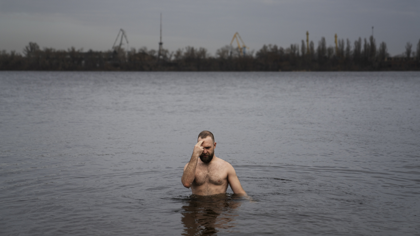 Photographing a year of war and resilience in Ukraine