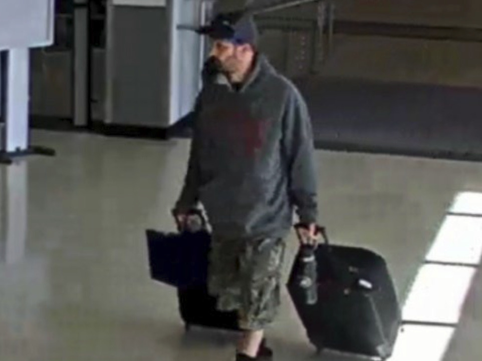 A man is charged for allegedly trying to bring explosives in his suitcase on a flight - Vimarsana News