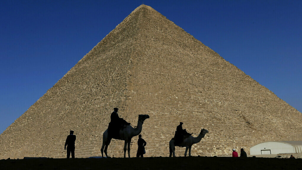 Great Pyramid Of Giza Scan Discovers Foot Long Hallway NPR