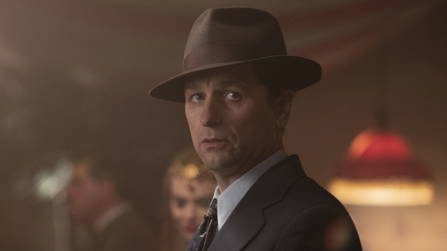 Matthew Rhys plays the unbeatable defense attorney Perry Mason in HBO