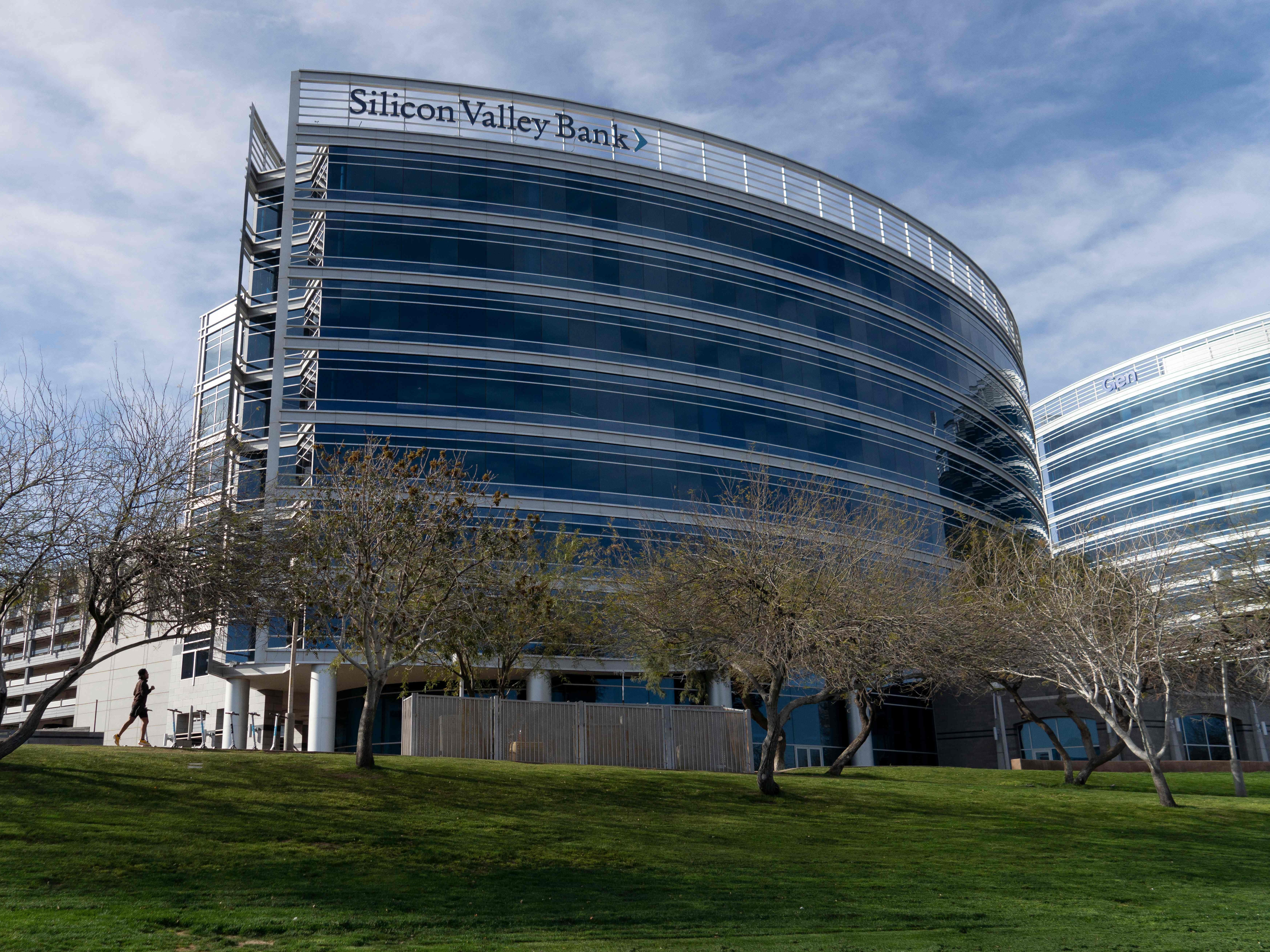 Justice Department opens probe into Silicon Valley Bank after its