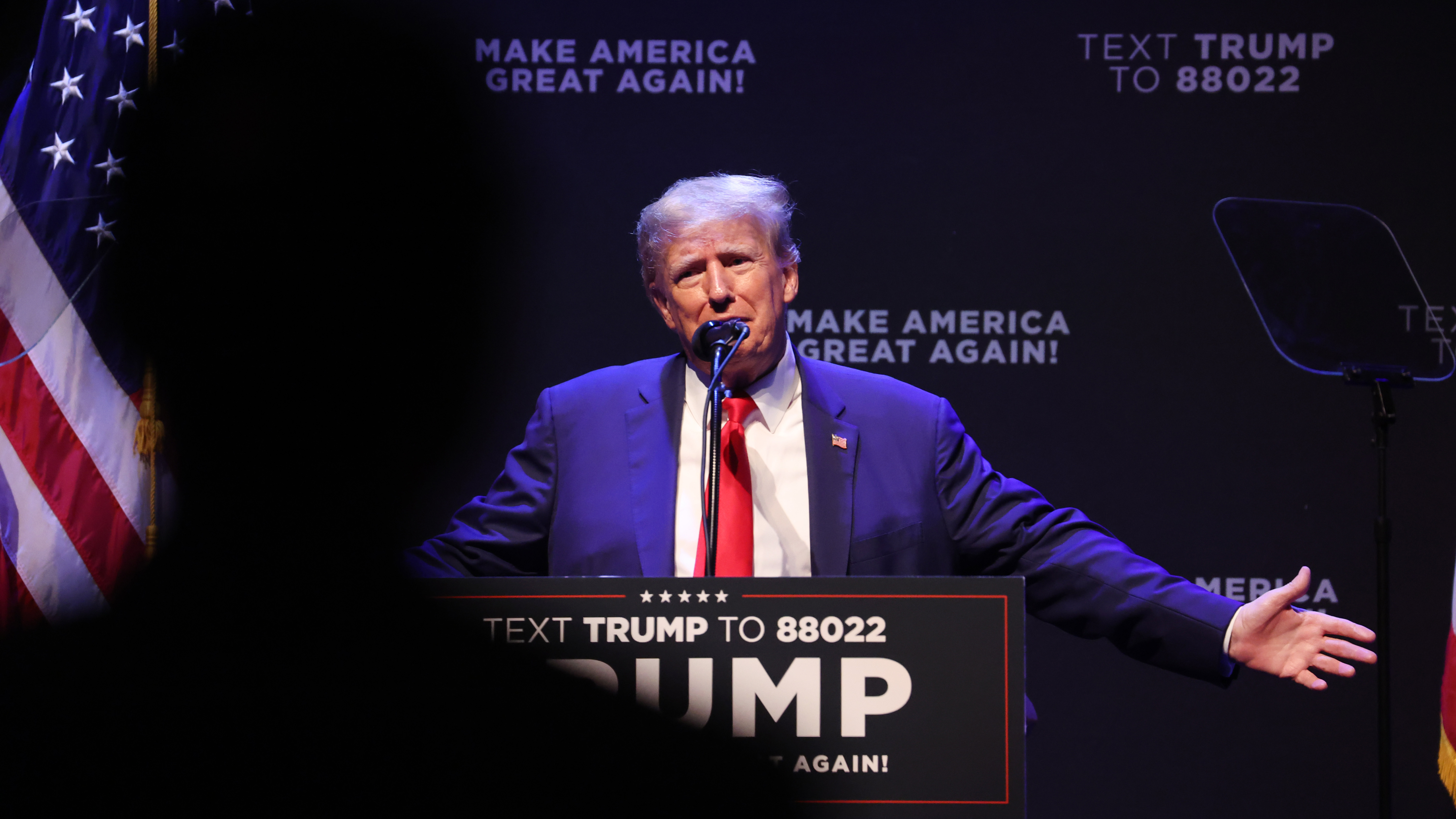 Trump claims that he will be arrested next week Trump claims that he will be arrested next week