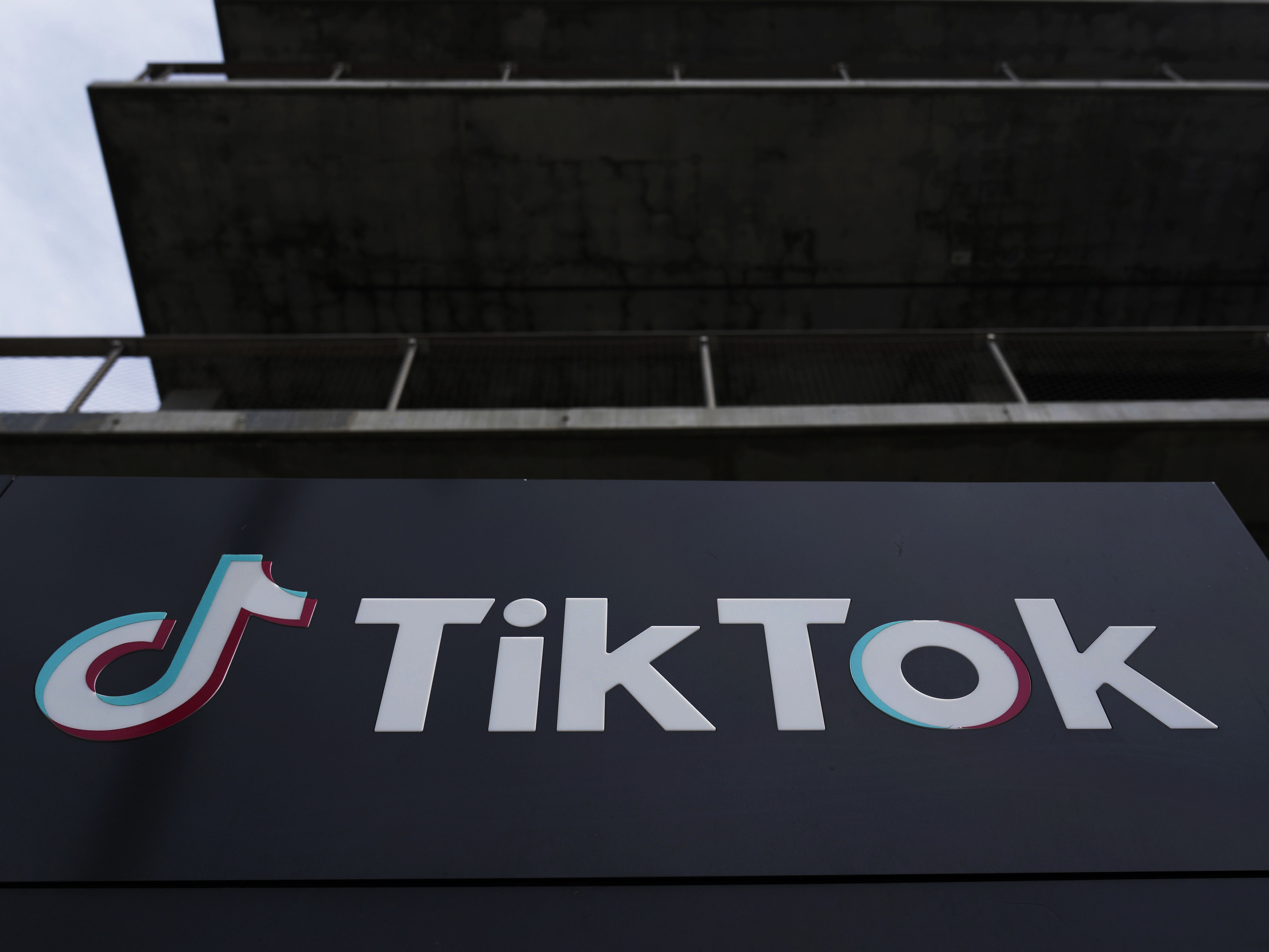 TikTok now has 150 million active users in the U.S., CEO to tell