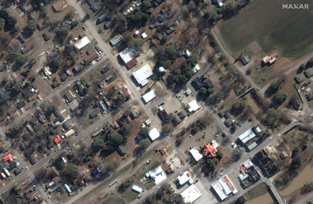 satellite view tornado