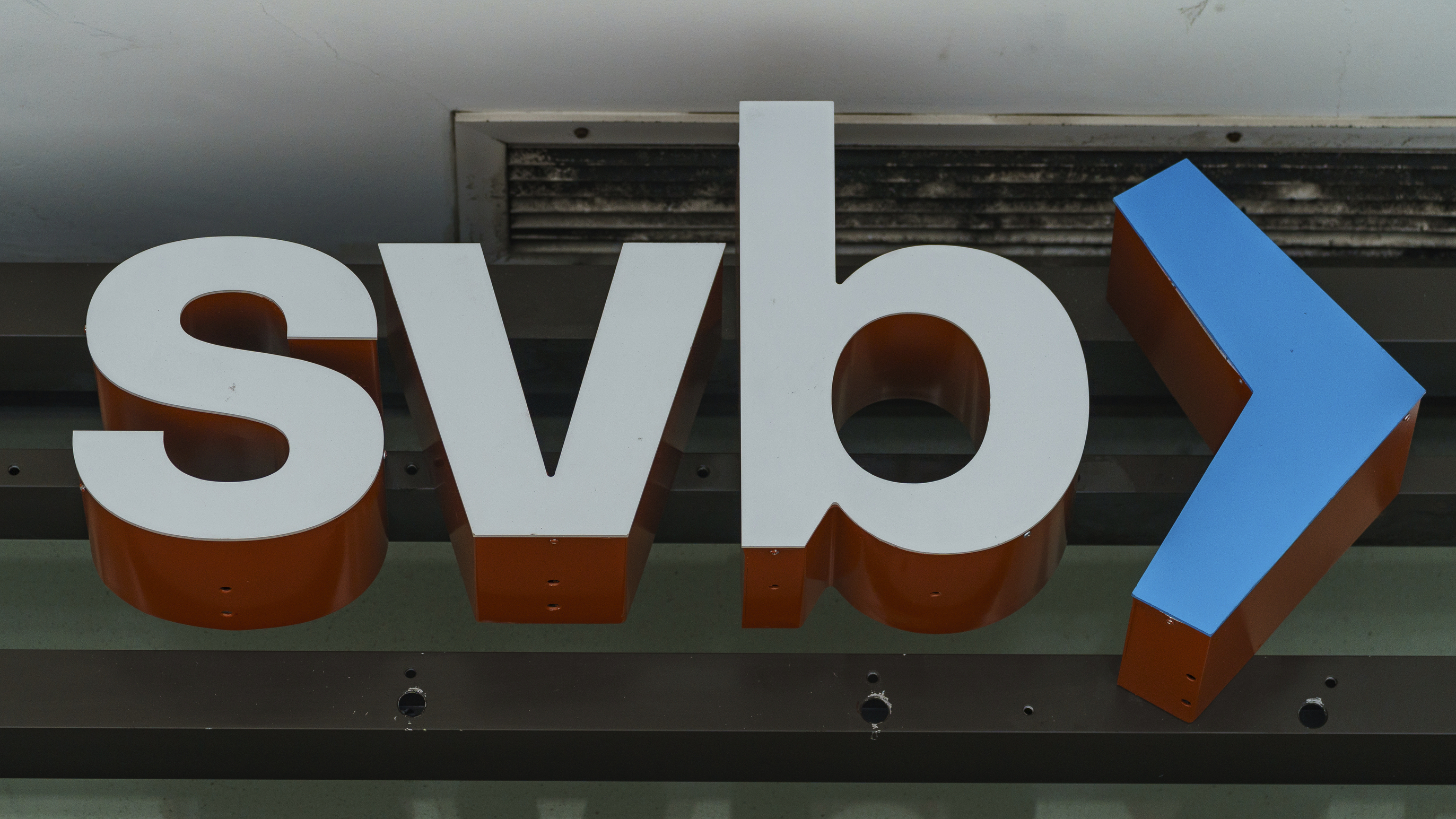 The FDIC says First Citizens Bank will acquire Silicon Valley Bank The FDIC says First Citizens Bank will acquire Silicon Valley Bank