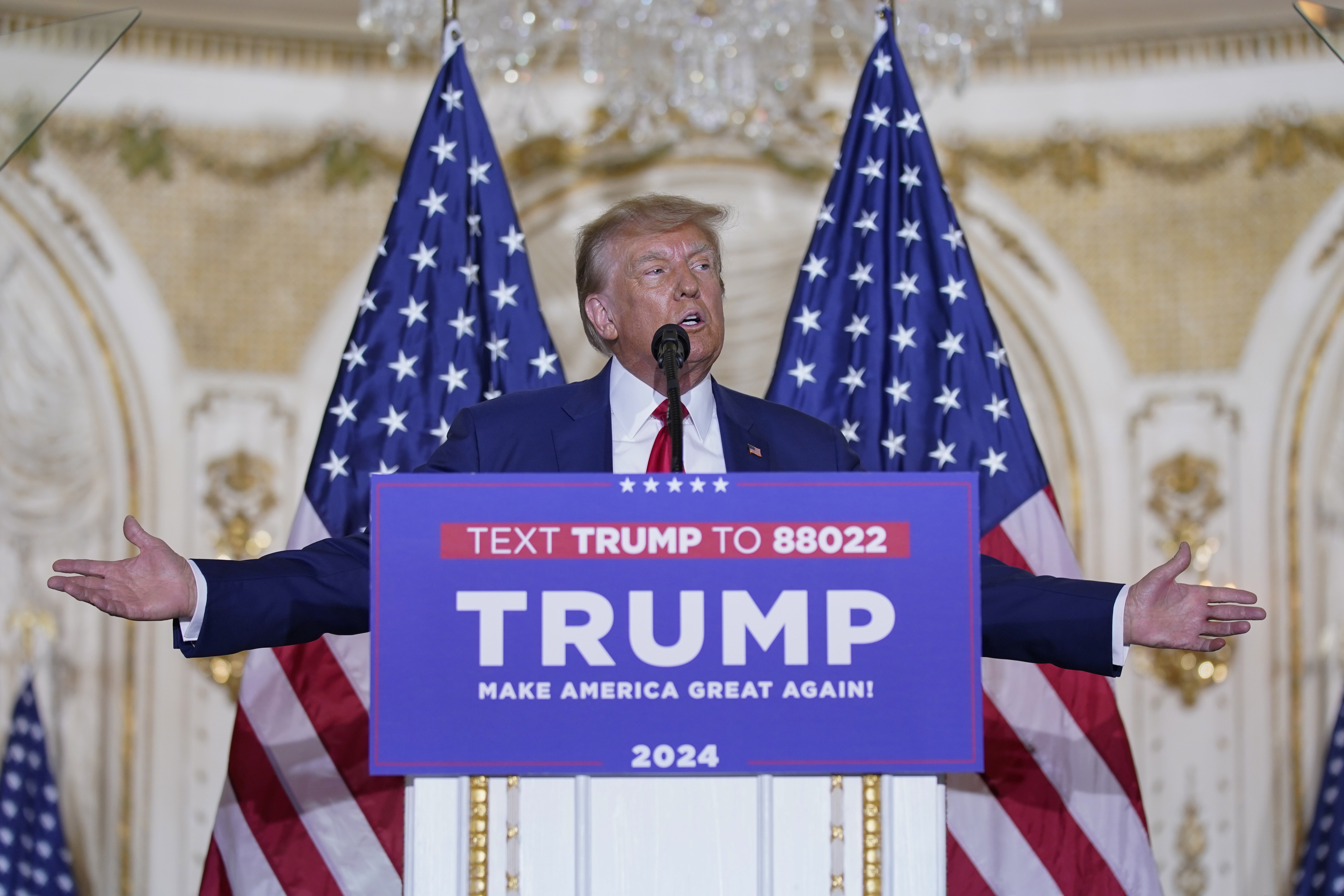 Photos: See how the Trump indictment day unfolded - Vimarsana News
