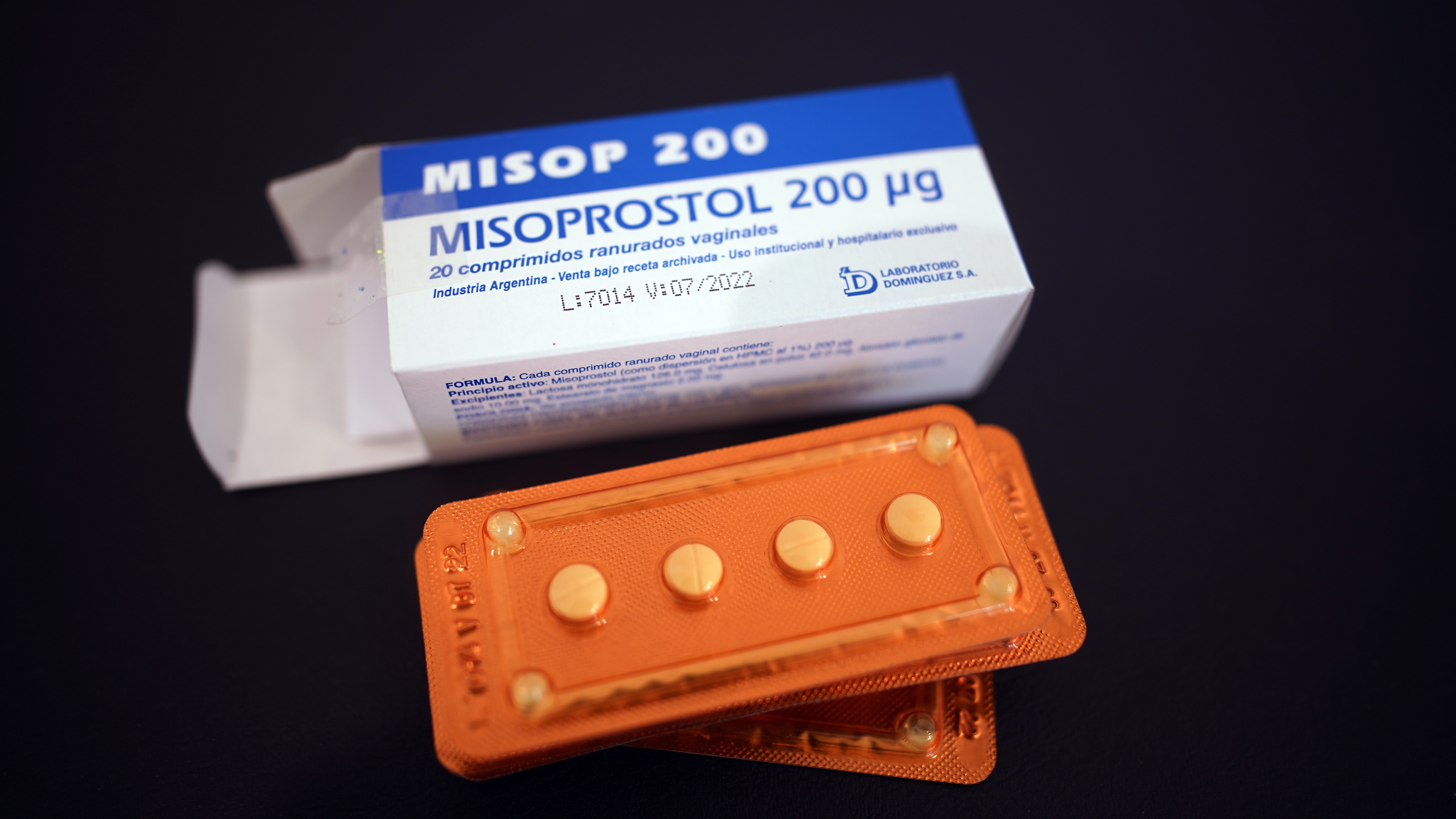 California strikes deal to stock up on abortion pills