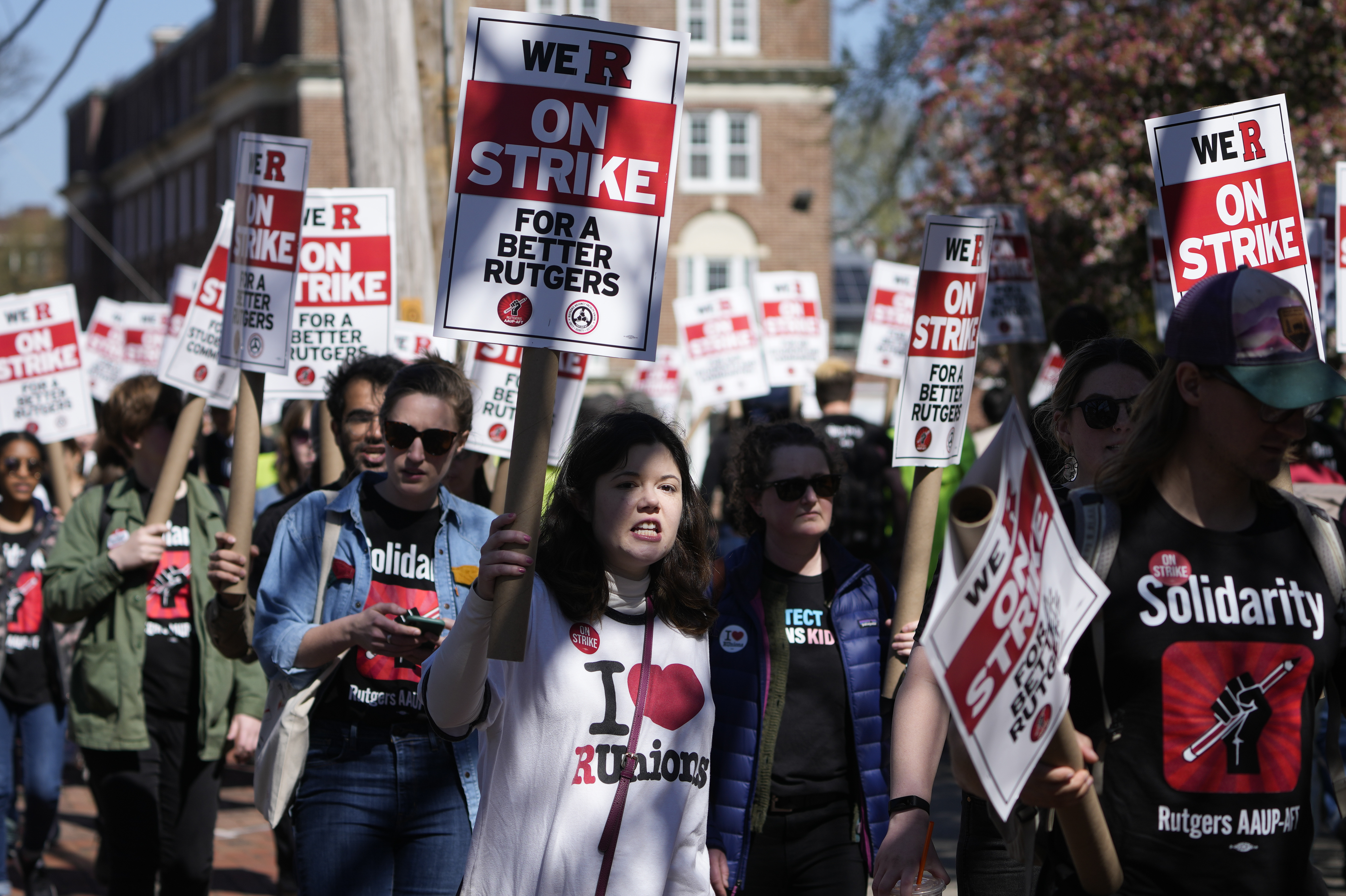 Rutgers University faculty members are striking over a contract dispute |  NPR Illinois