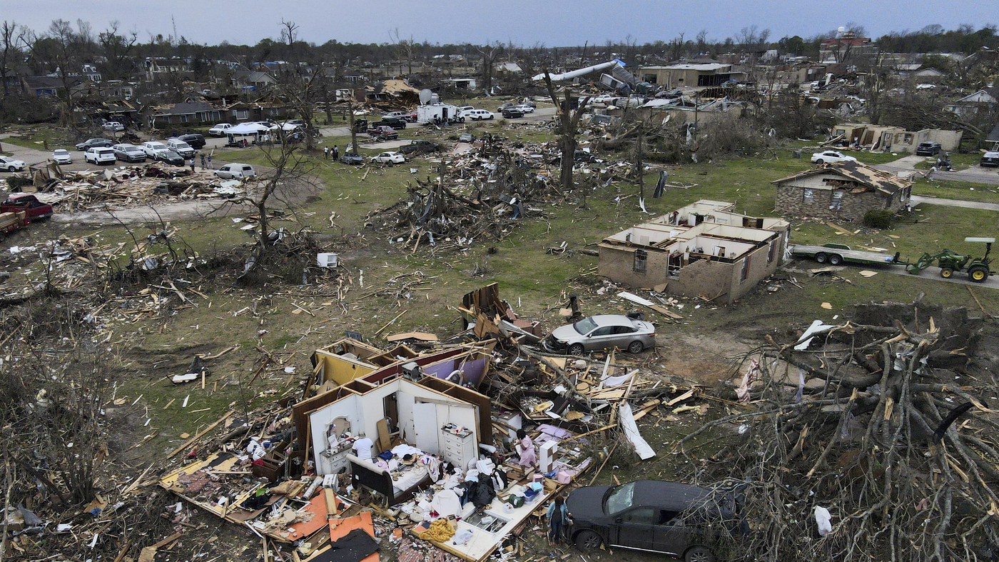Why don't tornado warnings save more lives? : NPR