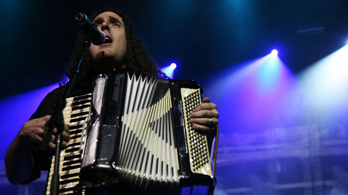 Weird Al on accordions, bathrooms, and getting turned down by Prince
