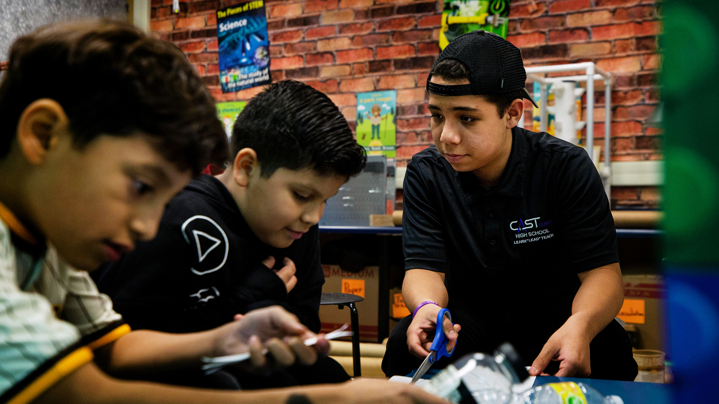 This school district is recruiting future teachers in middle school : NPR - Vimarsana News