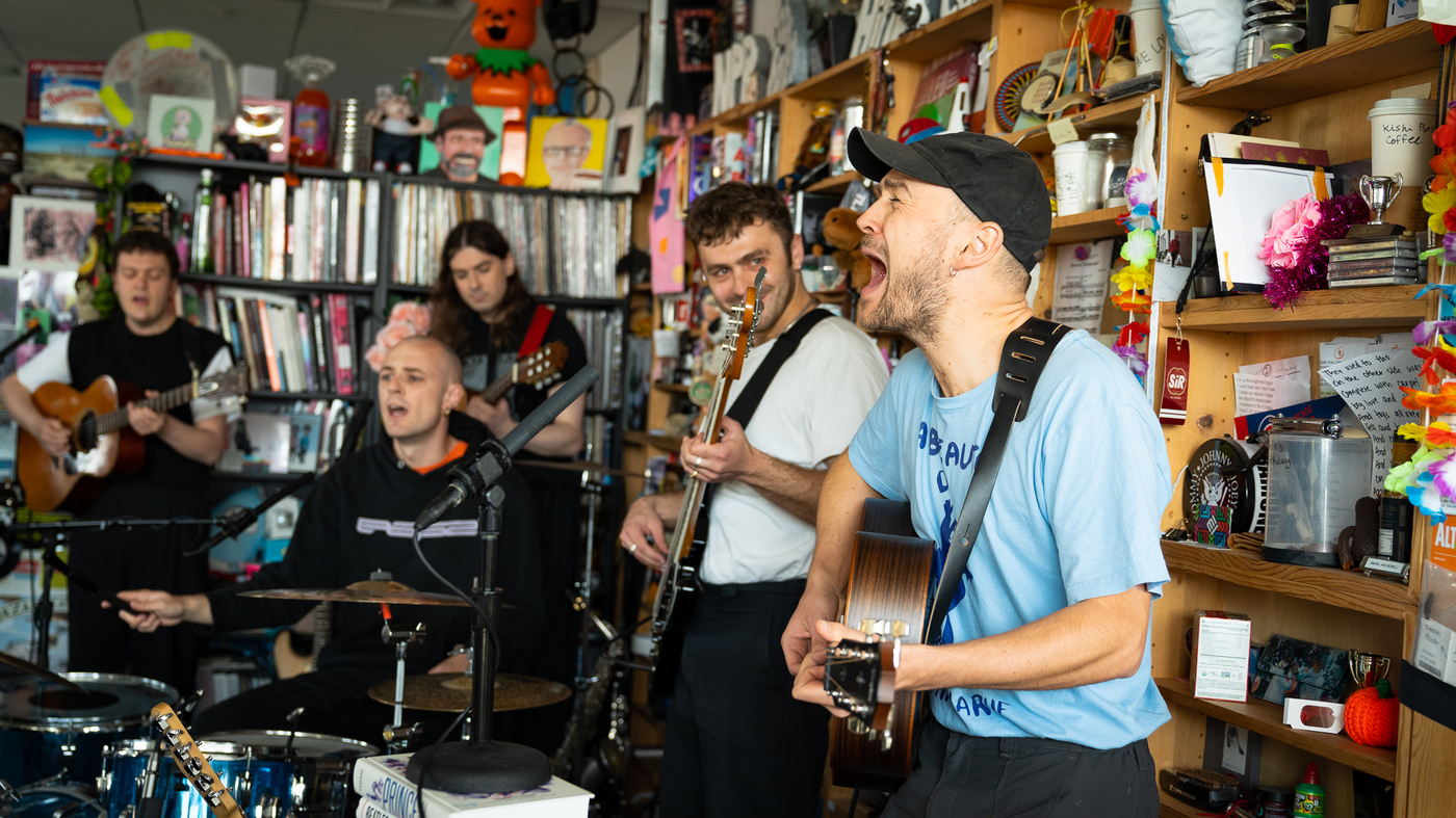 caroline: Tiny Desk Concert - Vimarsana News