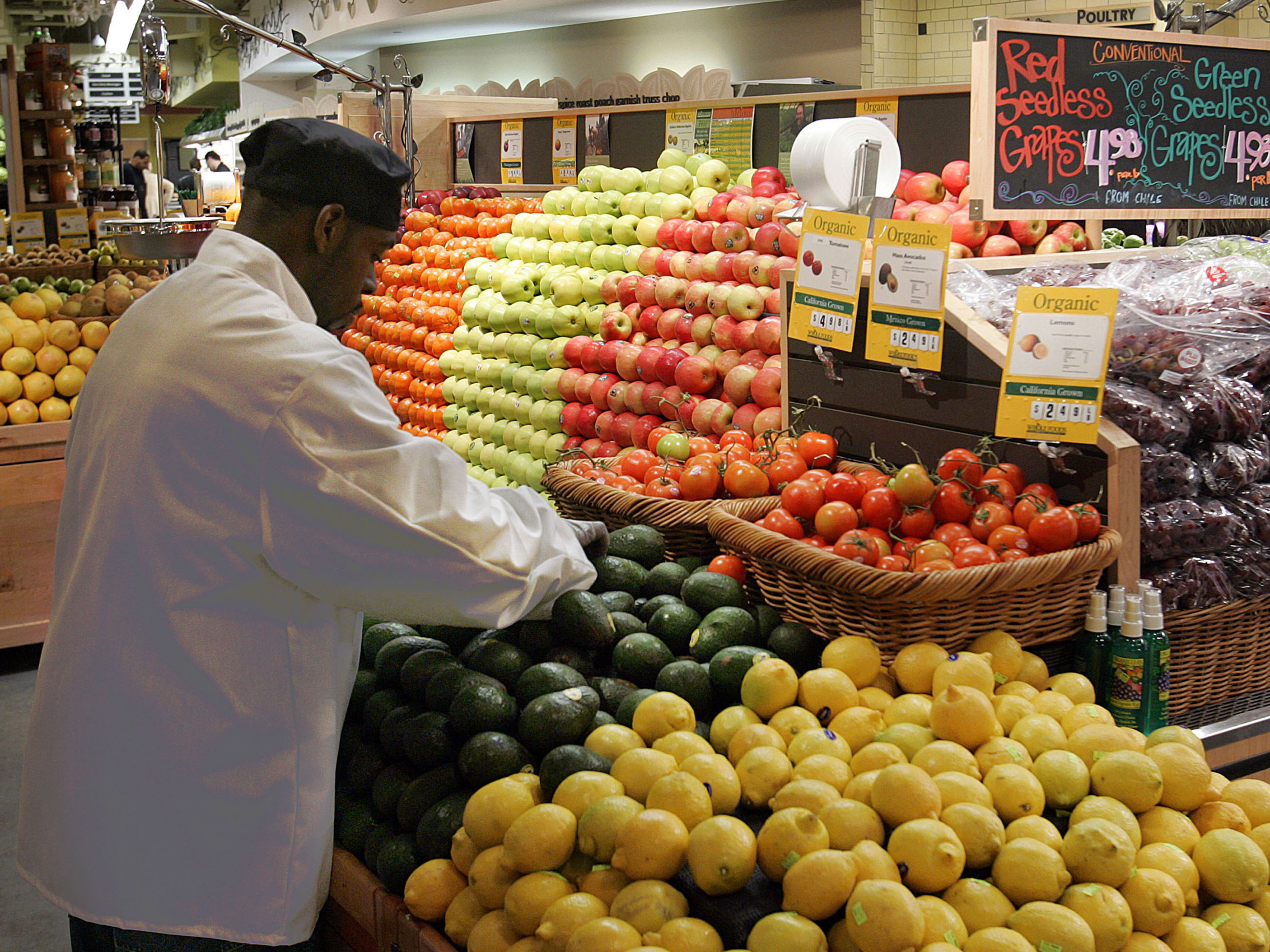 Our bodies respond differently to food. A new study aims to find out how